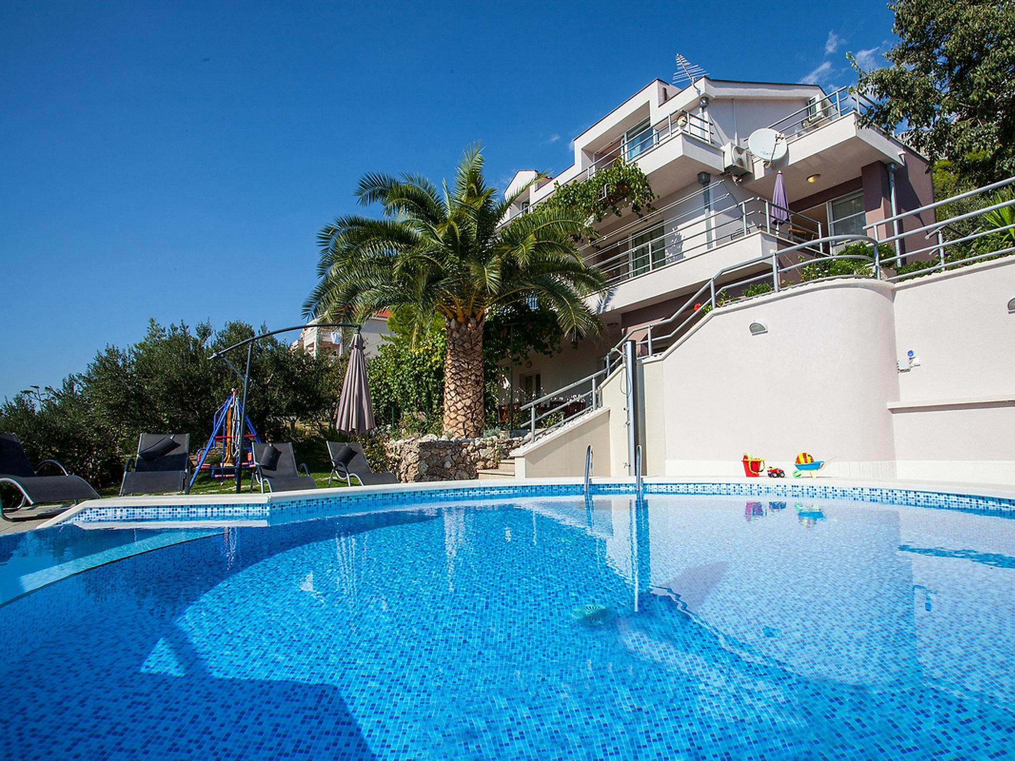 Foto 7 - Casa de 5 habitaciones en Makarska con piscina privada y vistas al mar