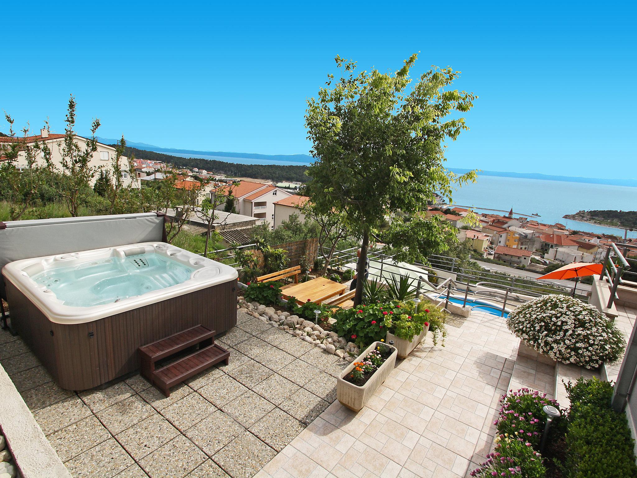 Photo 5 - Maison de 5 chambres à Makarska avec piscine privée et jardin