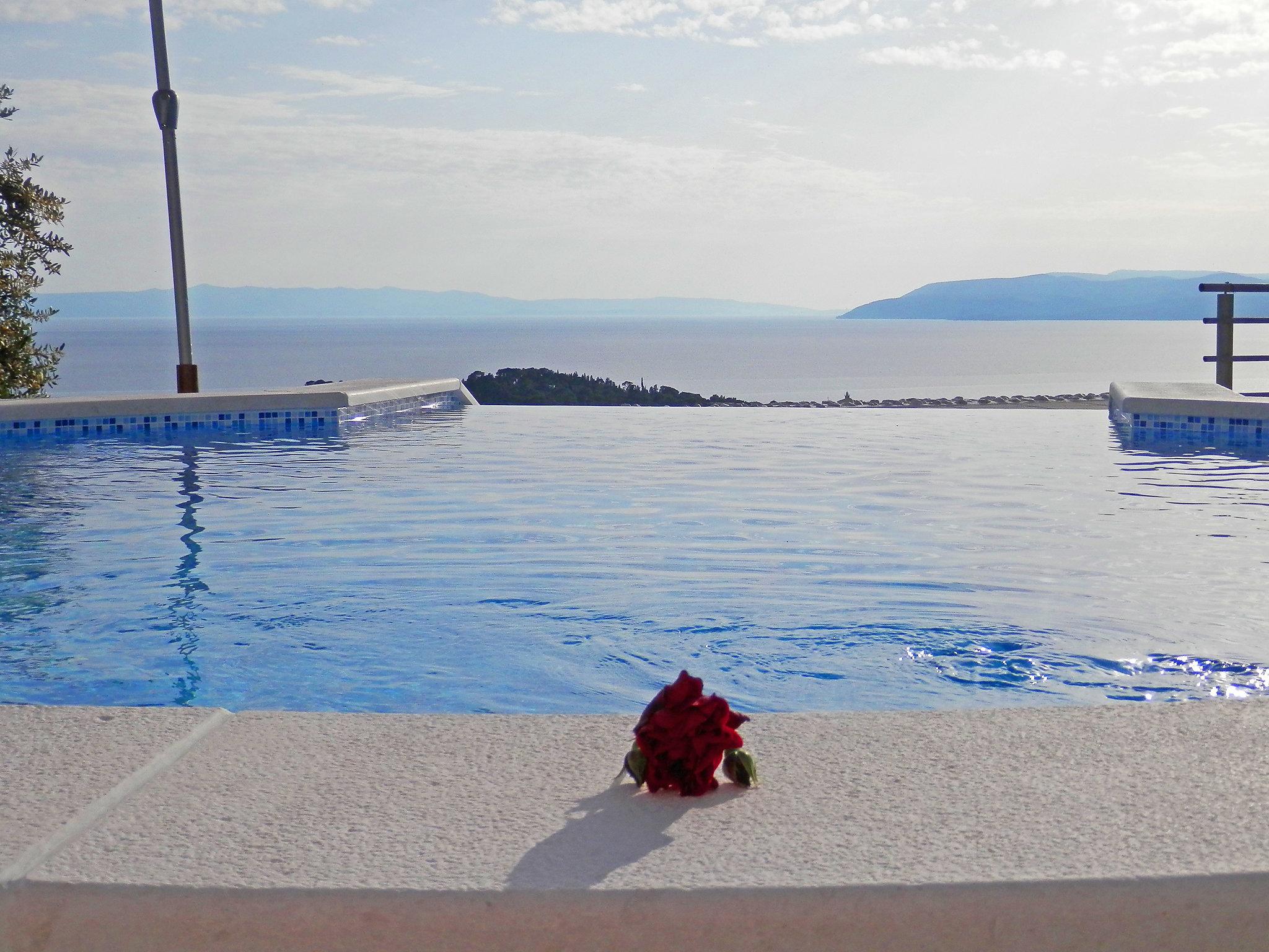 Foto 6 - Haus mit 5 Schlafzimmern in Makarska mit privater pool und blick aufs meer