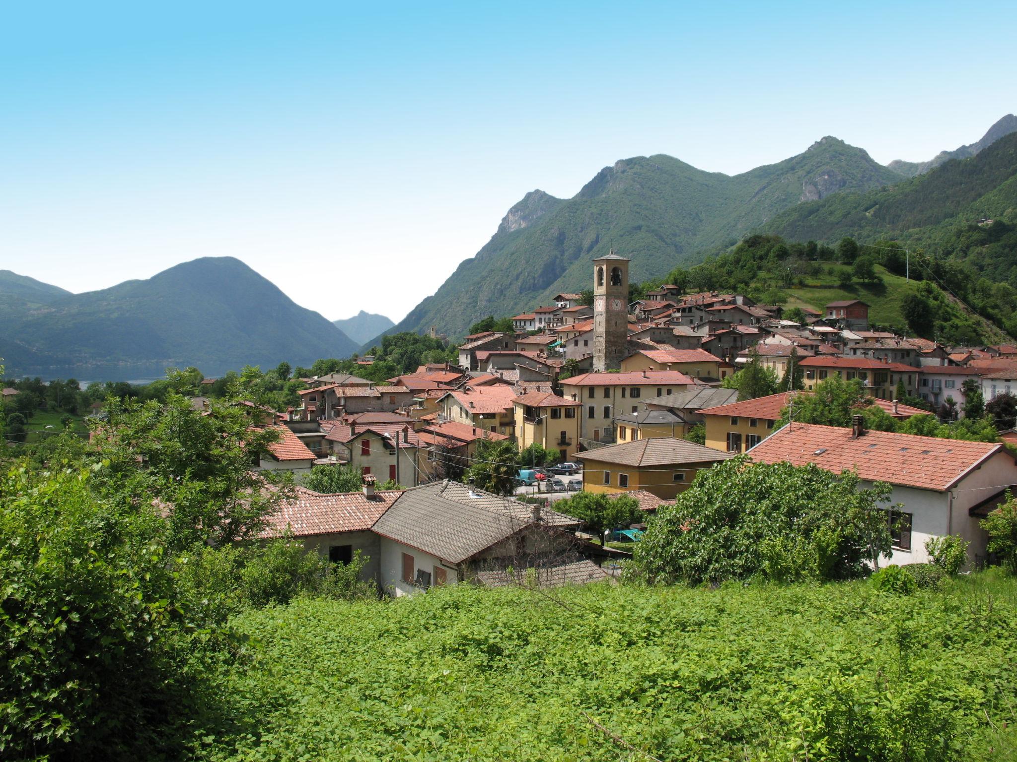 Photo 58 - Maison de 3 chambres à Carlazzo avec piscine privée et vues sur la montagne