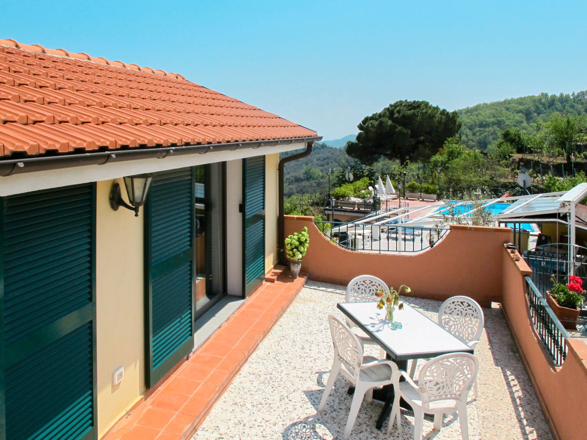 Photo 5 - 2 bedroom Apartment in Prelà with swimming pool and garden