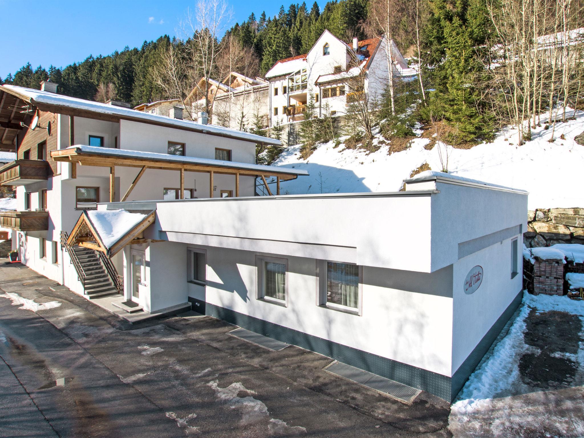 Photo 1 - Appartement de 5 chambres à Kappl avec terrasse et vues sur la montagne