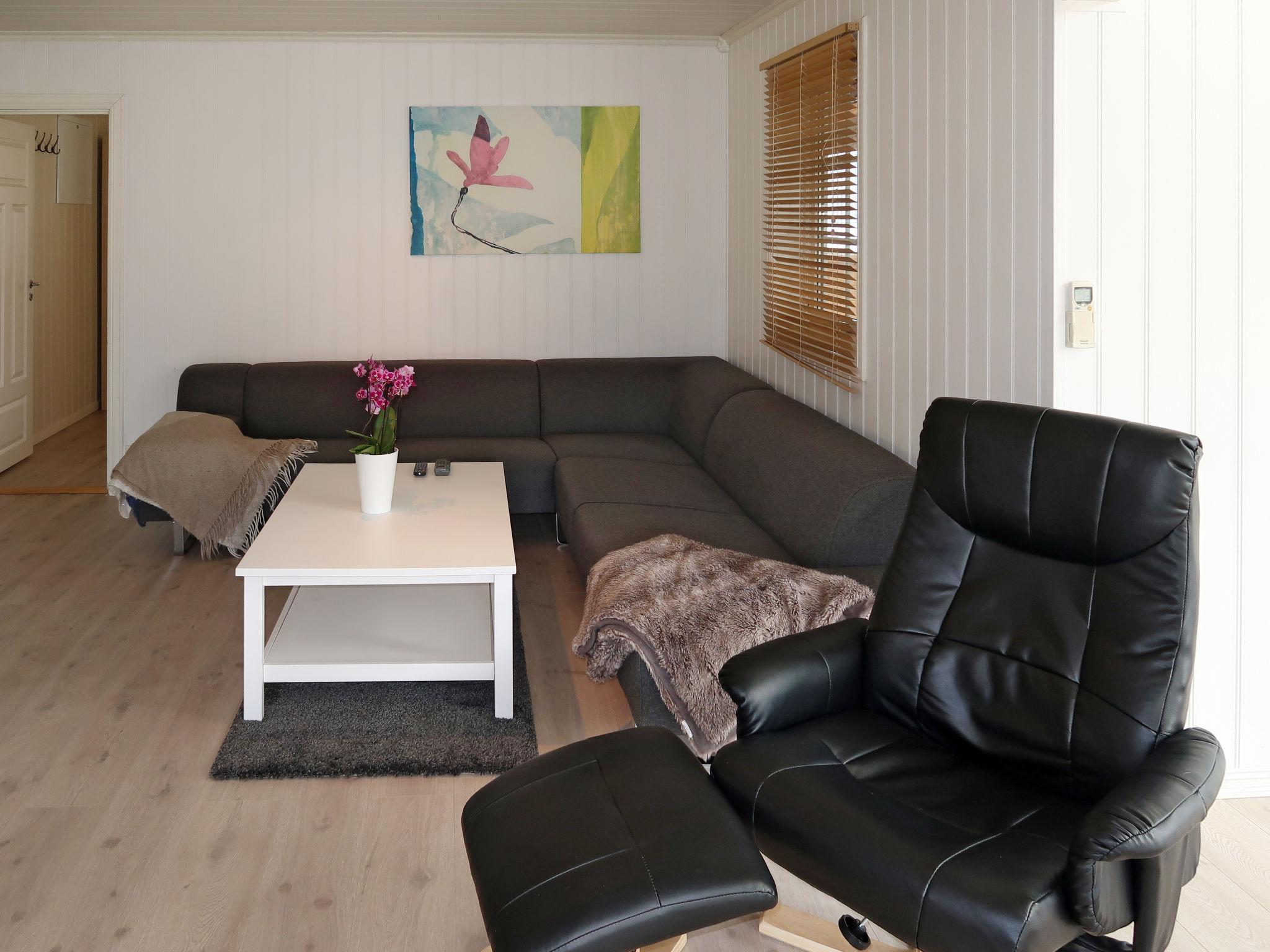 Foto 18 - Casa de 4 habitaciones en Vik i Sogn con terraza y sauna