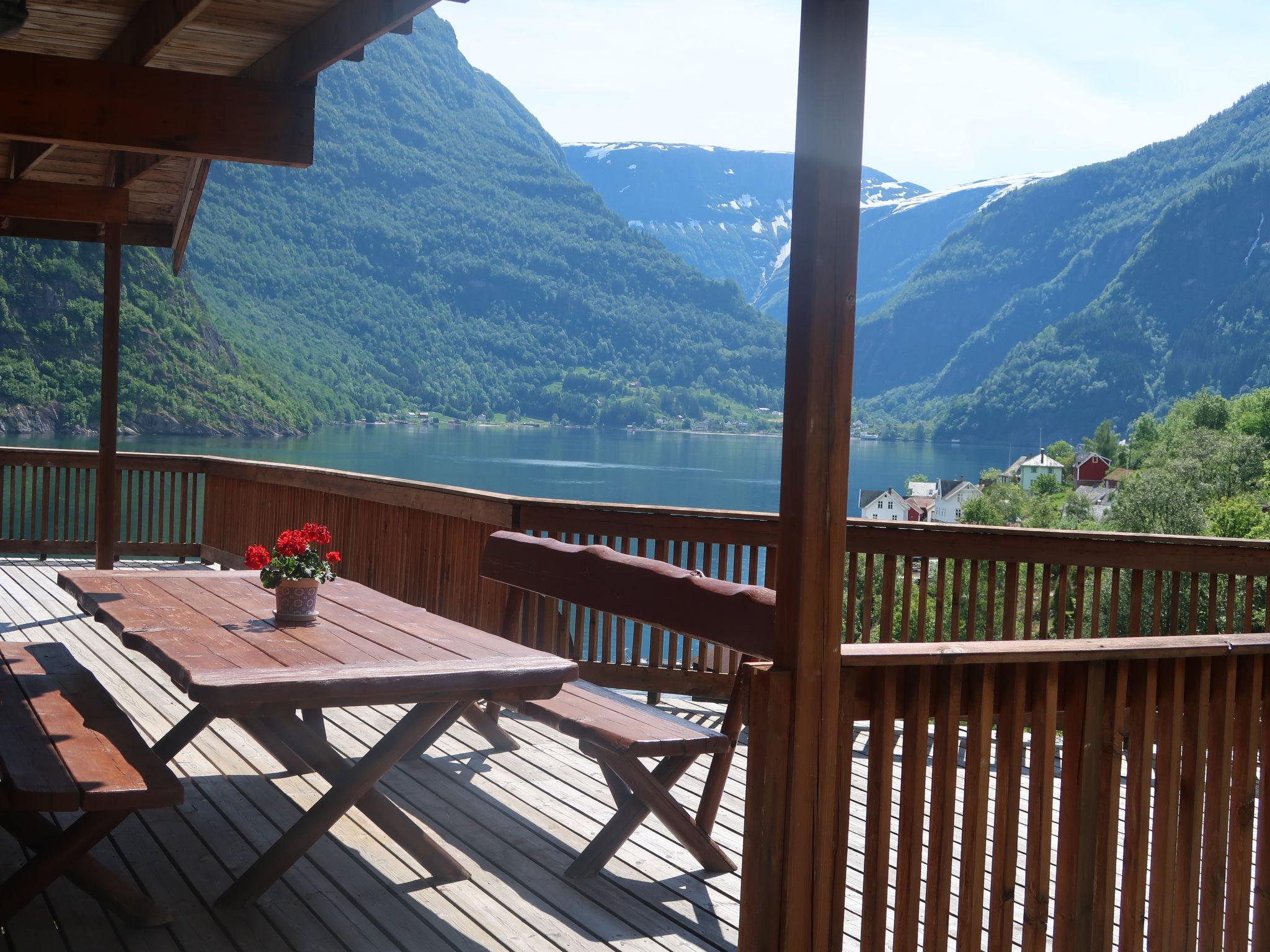 Photo 2 - Maison de 4 chambres à Vik i Sogn avec terrasse et sauna