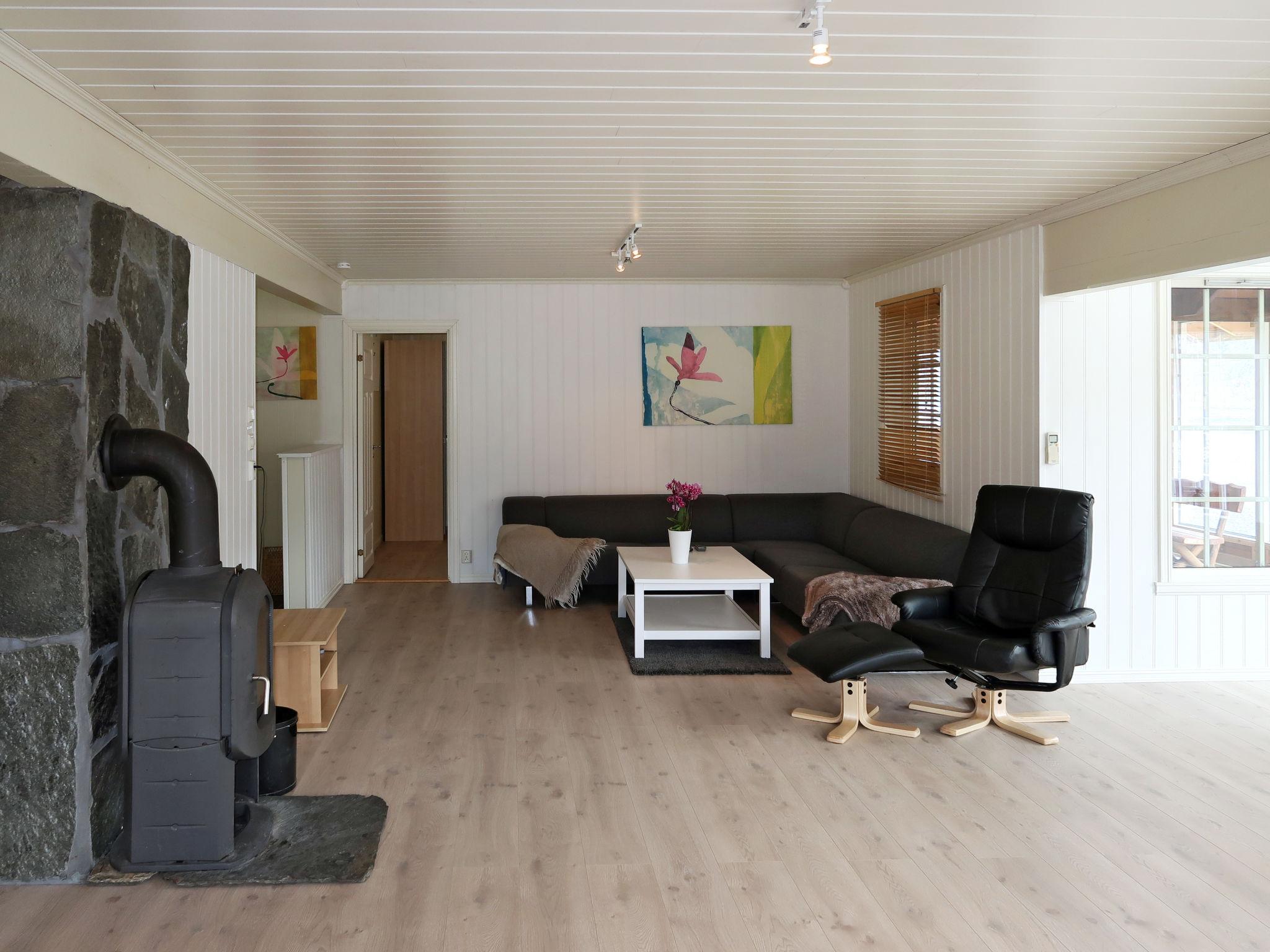 Foto 16 - Casa de 4 habitaciones en Vik i Sogn con terraza y sauna