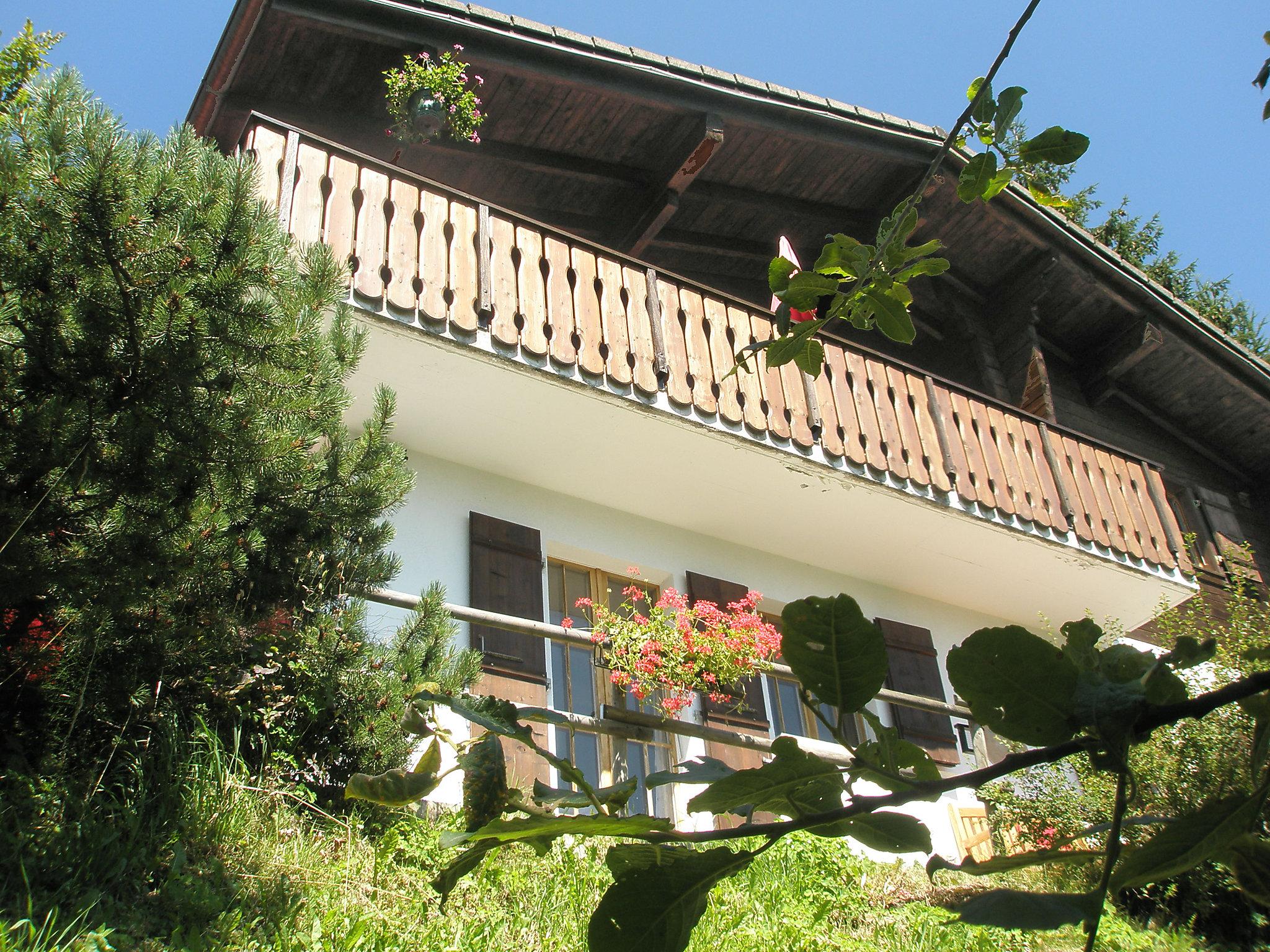 Photo 1 - Maison de 3 chambres à Gruyères avec jardin et vues sur la montagne