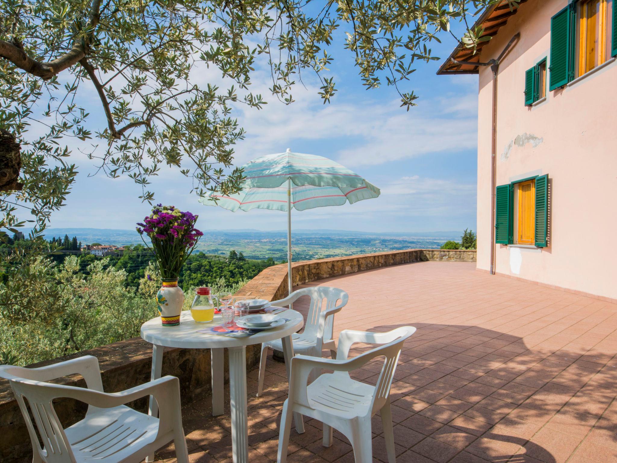 Foto 2 - Appartamento con 1 camera da letto a Lamporecchio con piscina e terrazza