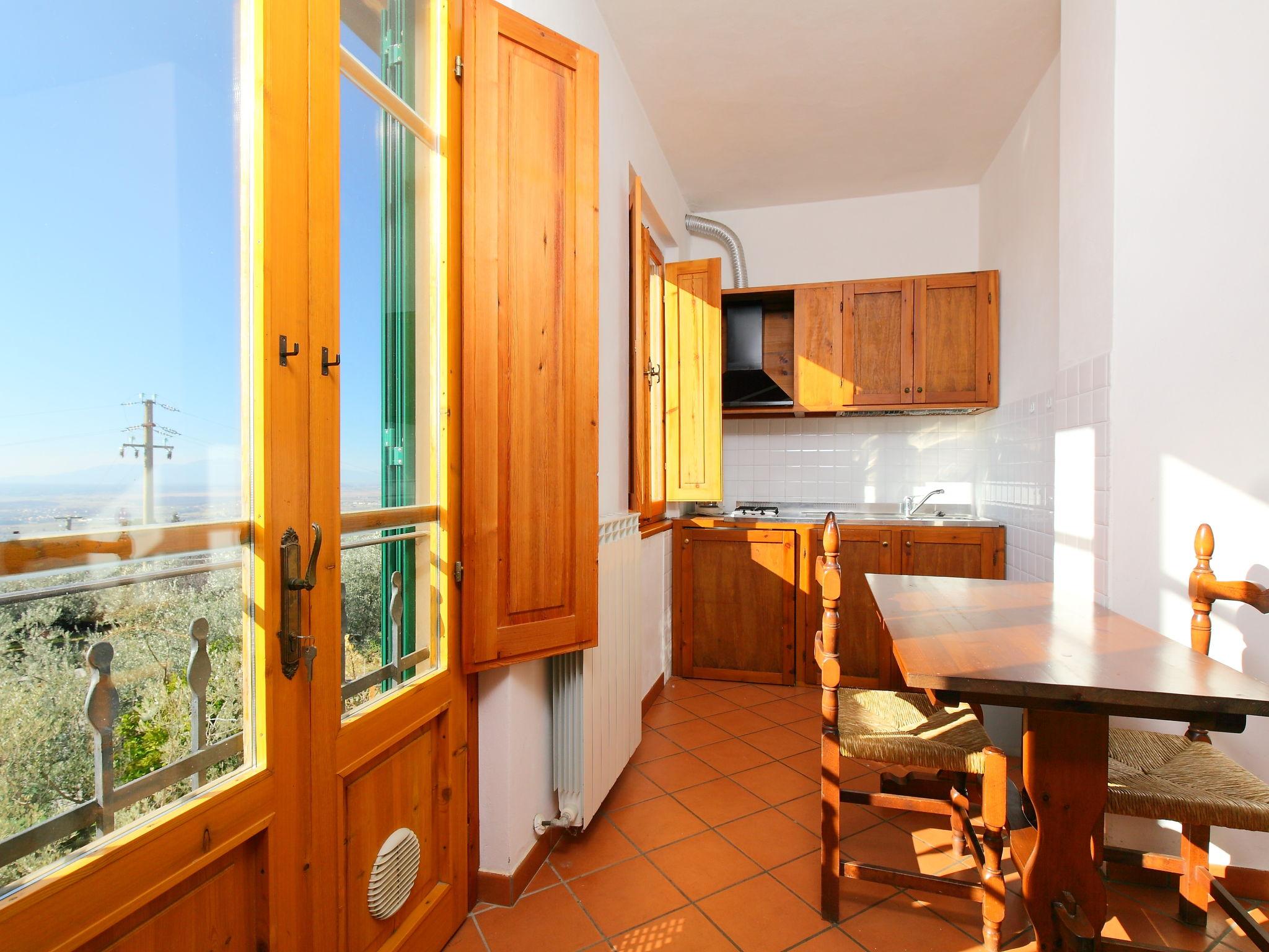 Photo 4 - 1 bedroom Apartment in Lamporecchio with swimming pool and garden