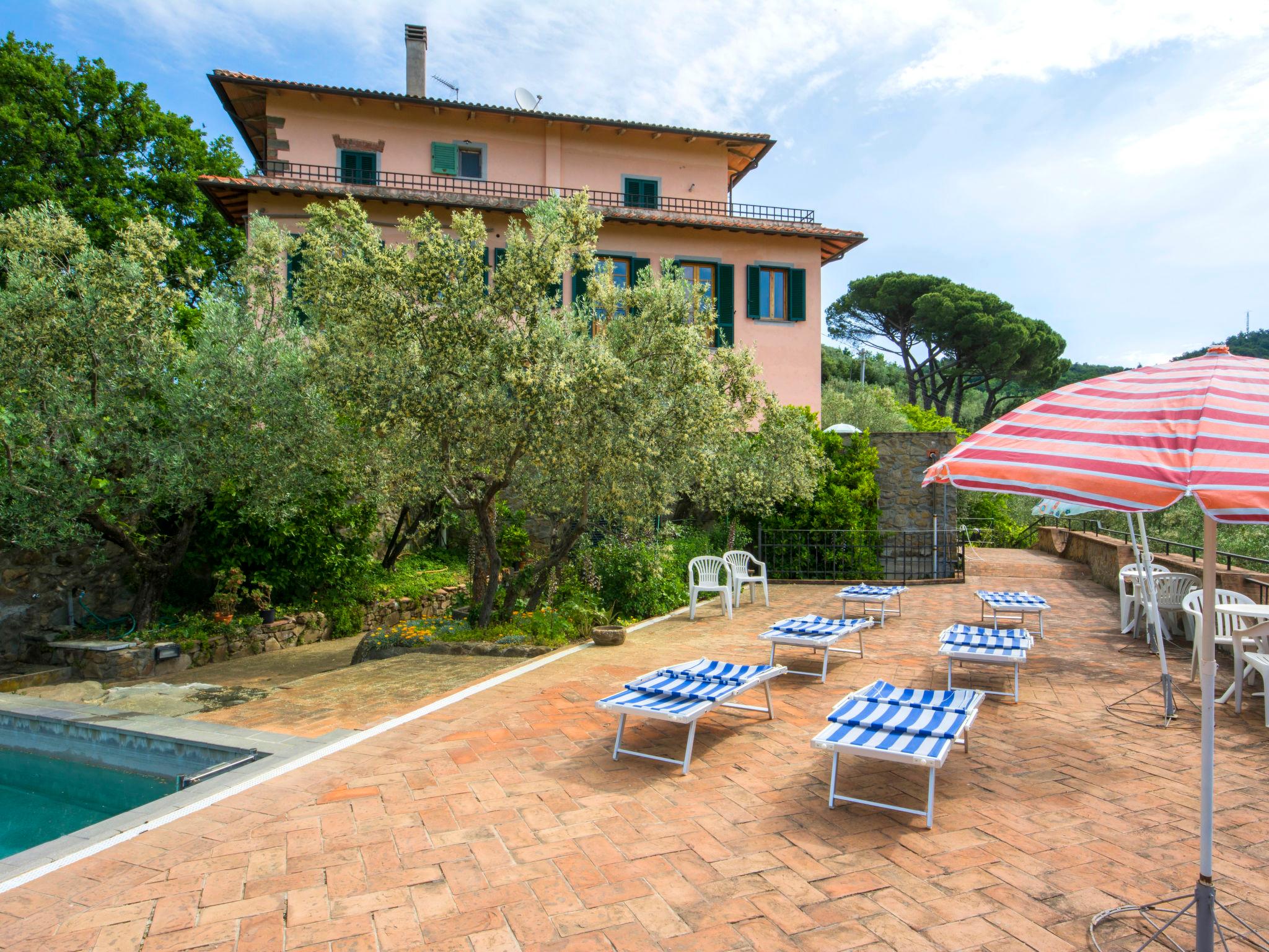 Photo 15 - 1 bedroom Apartment in Lamporecchio with swimming pool and terrace