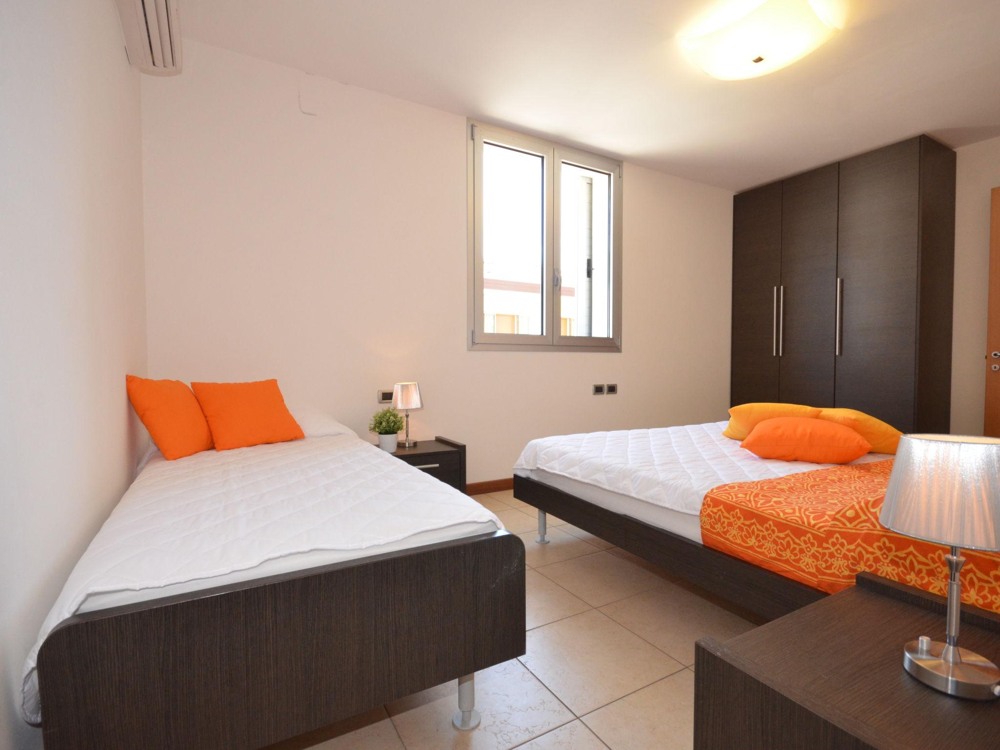 Photo 14 - 2 bedroom Apartment in Lignano Sabbiadoro with terrace