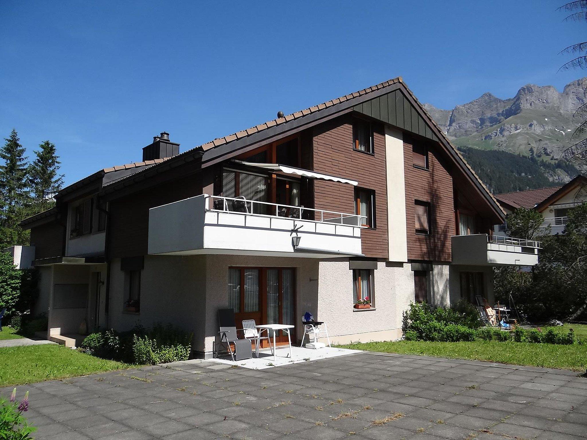 Photo 1 - Appartement de 2 chambres à Engelberg avec jardin