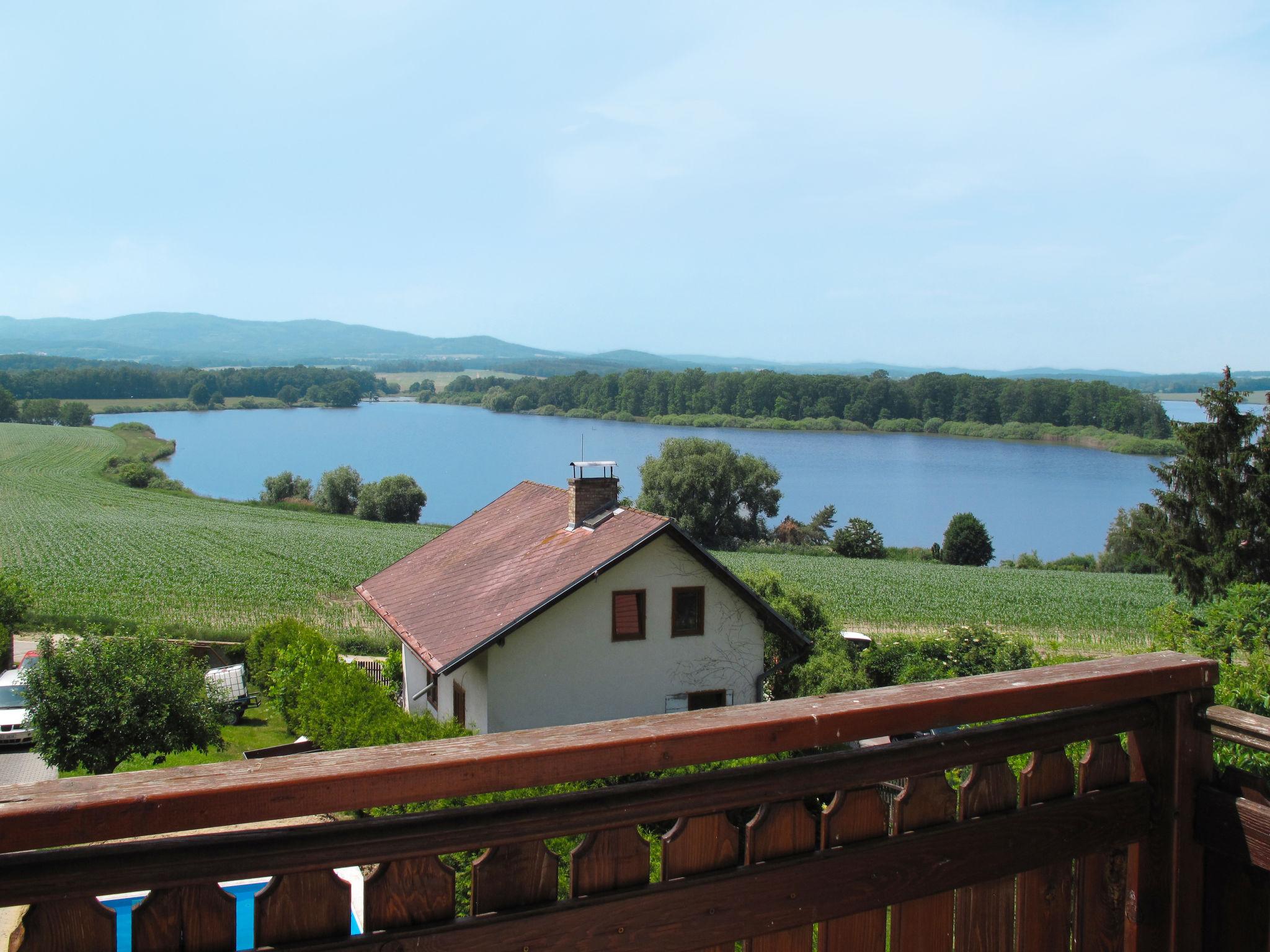 Photo 3 - Maison de 3 chambres à Žabovřesky avec piscine privée et terrasse