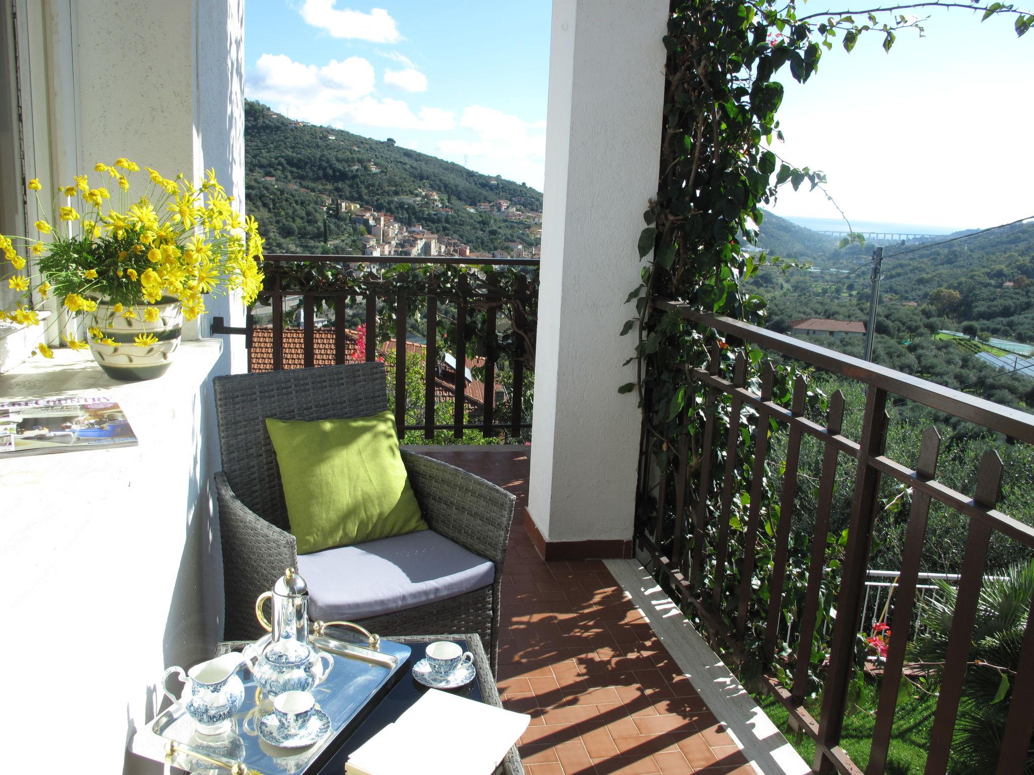 Photo 7 - 2 bedroom Apartment in Dolcedo with swimming pool and garden