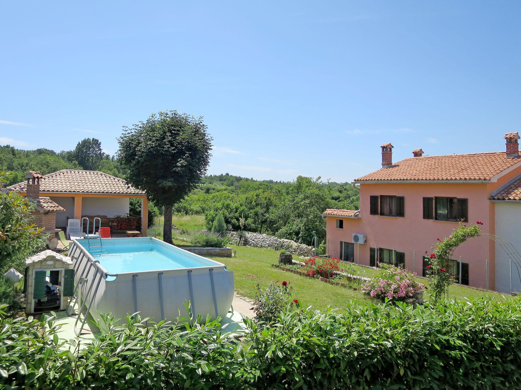 Photo 1 - Maison de 3 chambres à Sveta Nedelja avec piscine privée et jardin