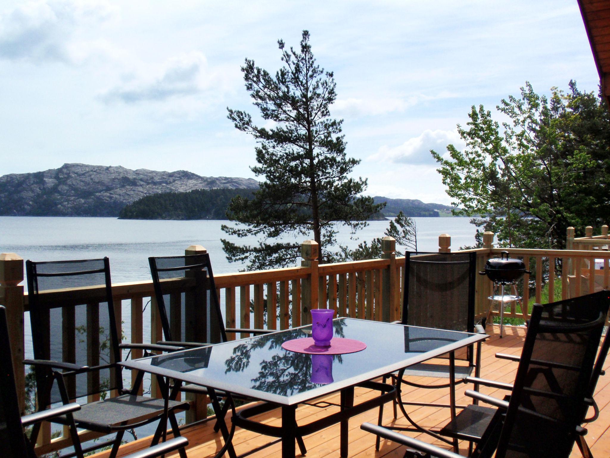 Photo 2 - Maison de 3 chambres à Tysnes avec terrasse