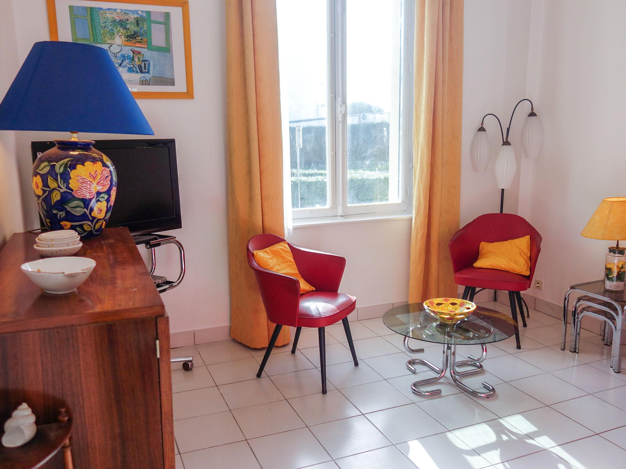 Photo 6 - Apartment in Royan with garden and sea view