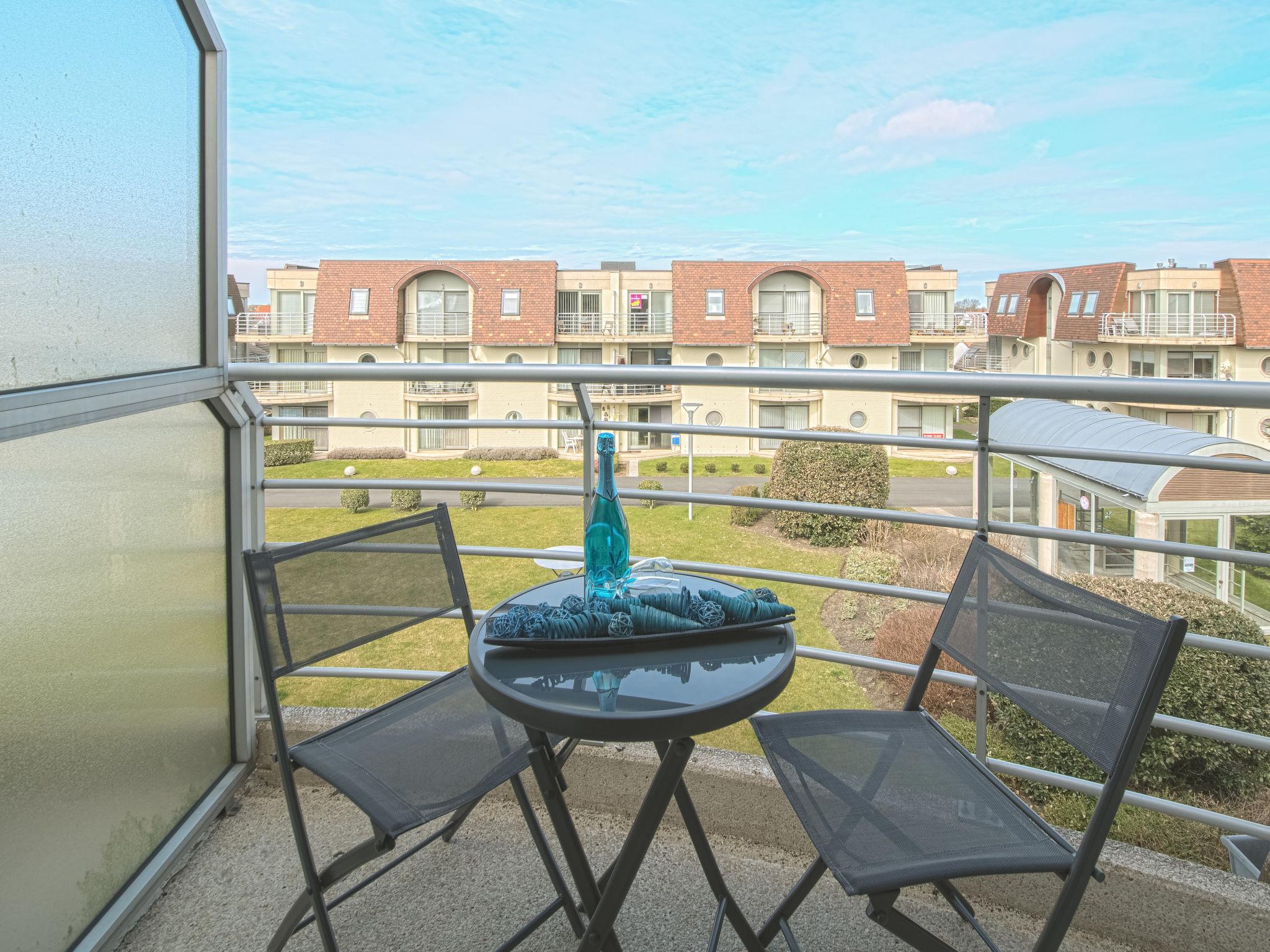 Photo 3 - Appartement de 2 chambres à Bredene avec piscine et jardin