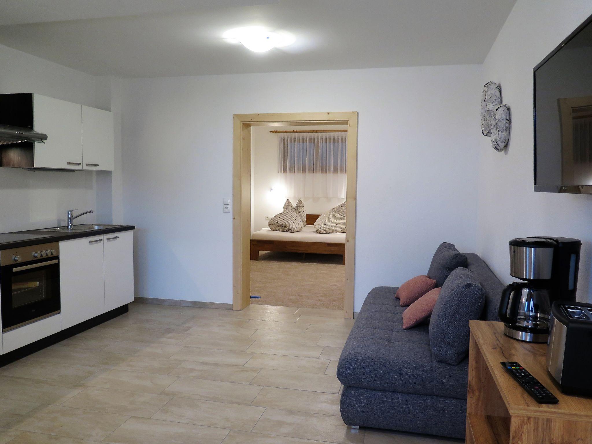 Foto 4 - Appartamento con 1 camera da letto a Kaltenbach con vista sulle montagne