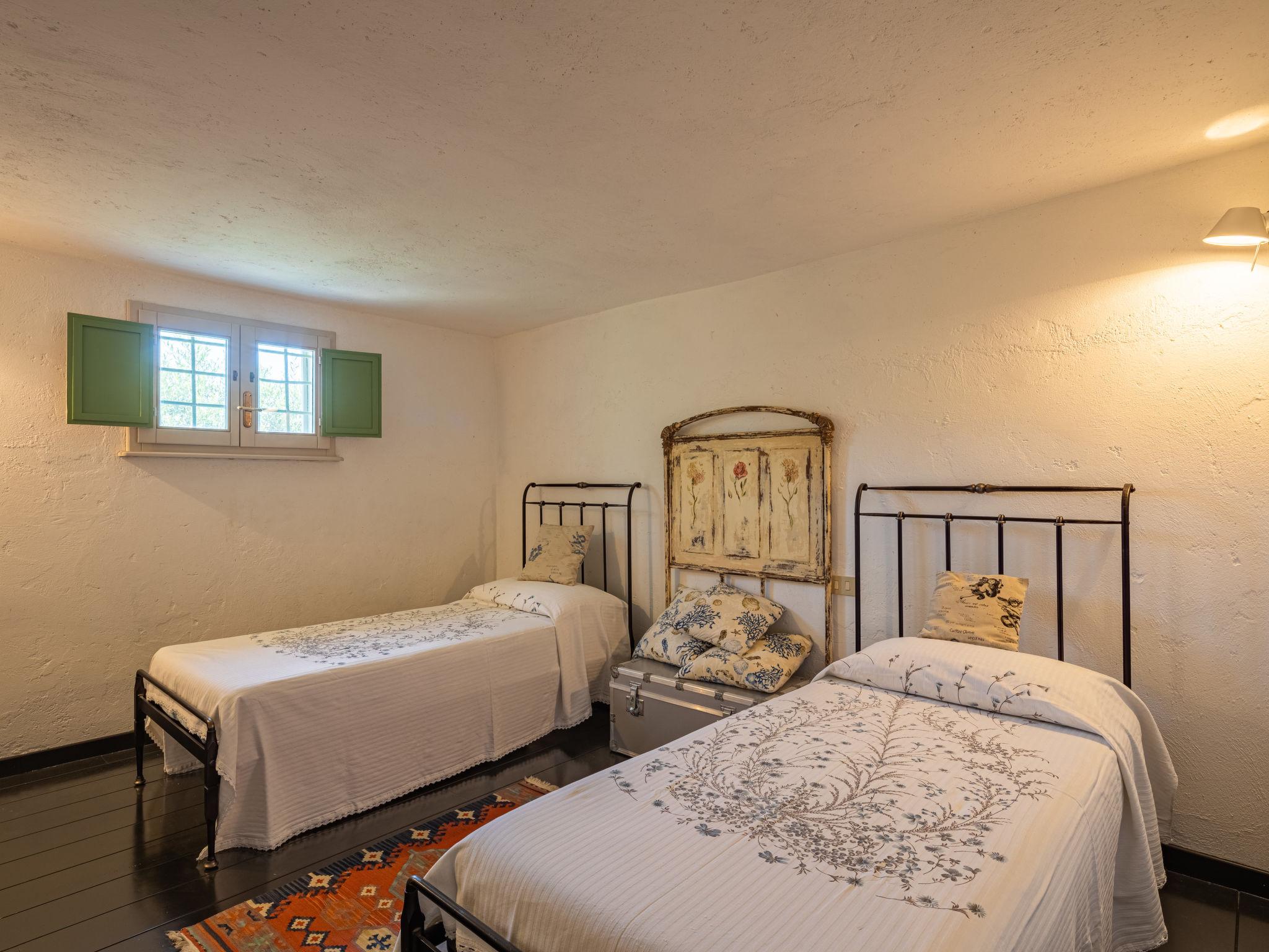 Foto 24 - Casa con 4 camere da letto a Massarosa con piscina privata e vista mare