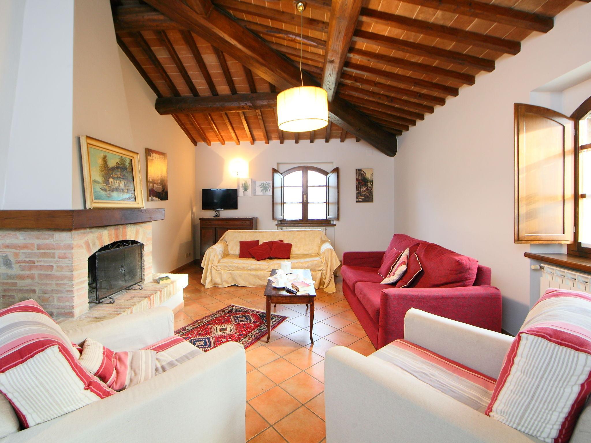 Photo 4 - 5 bedroom House in Casole d'Elsa with private pool and garden