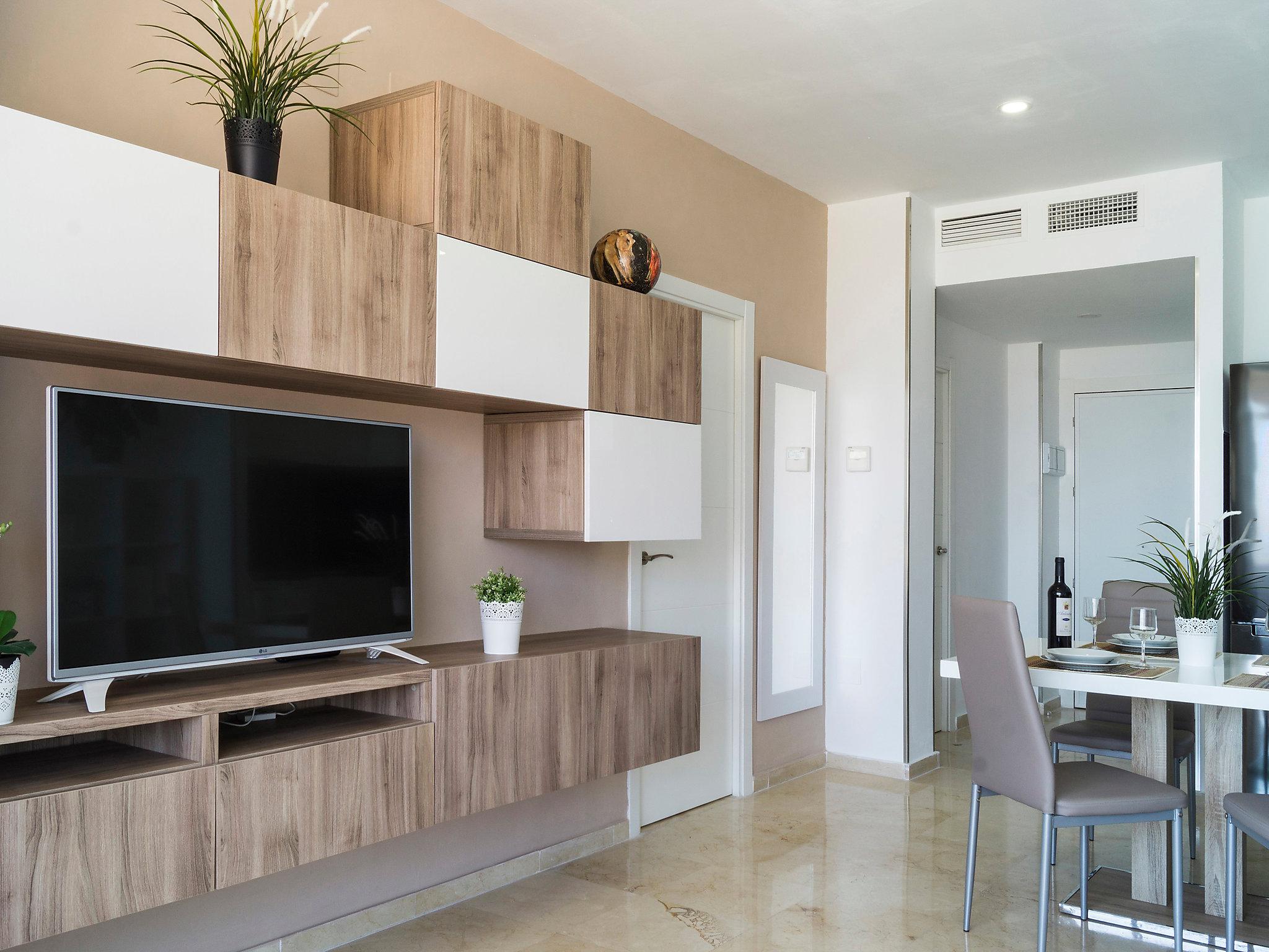 Foto 5 - Apartamento de 1 habitación en Torremolinos con piscina y jardín