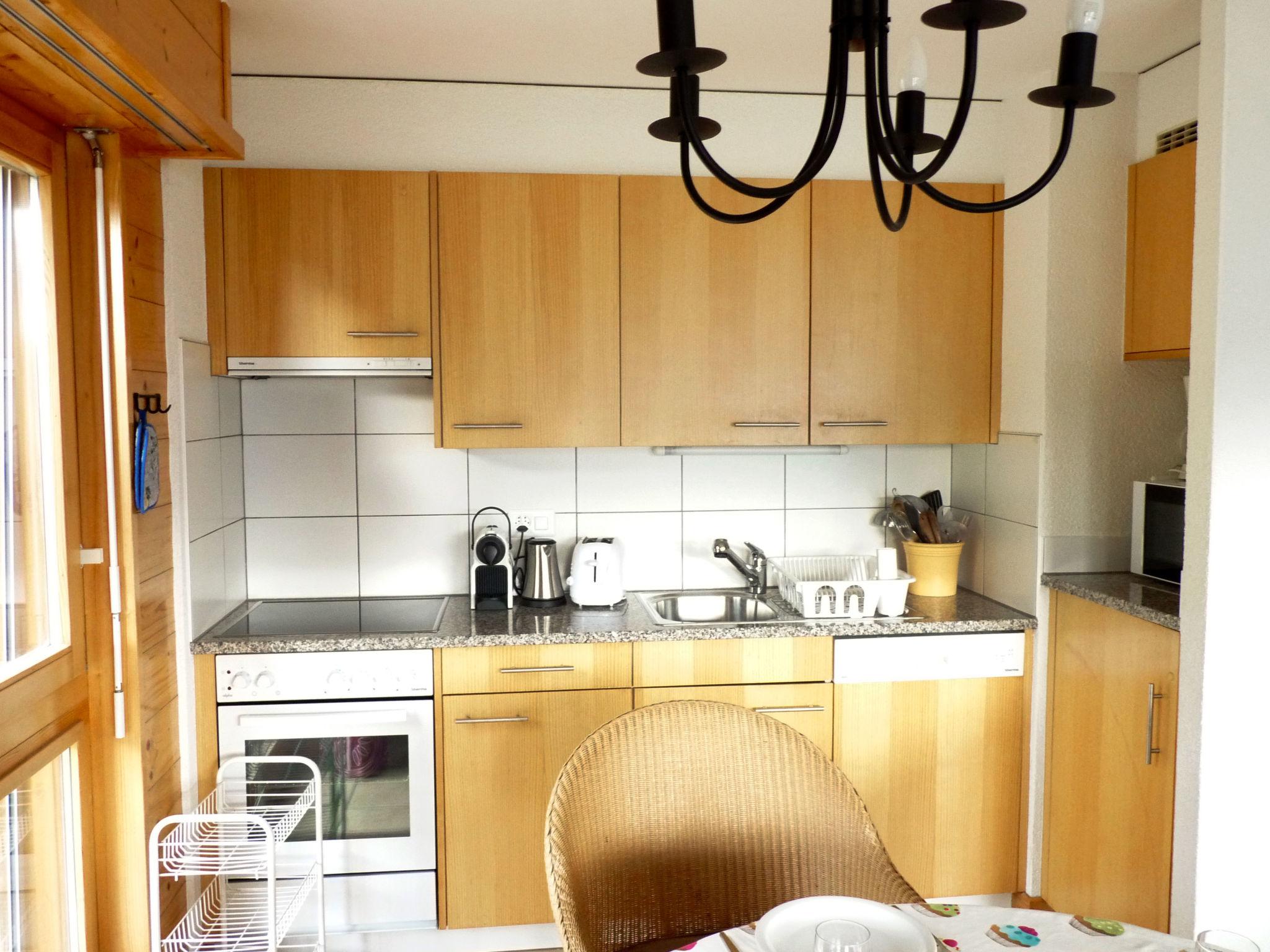 Photo 2 - 2 bedroom Apartment in Leytron with garden and terrace