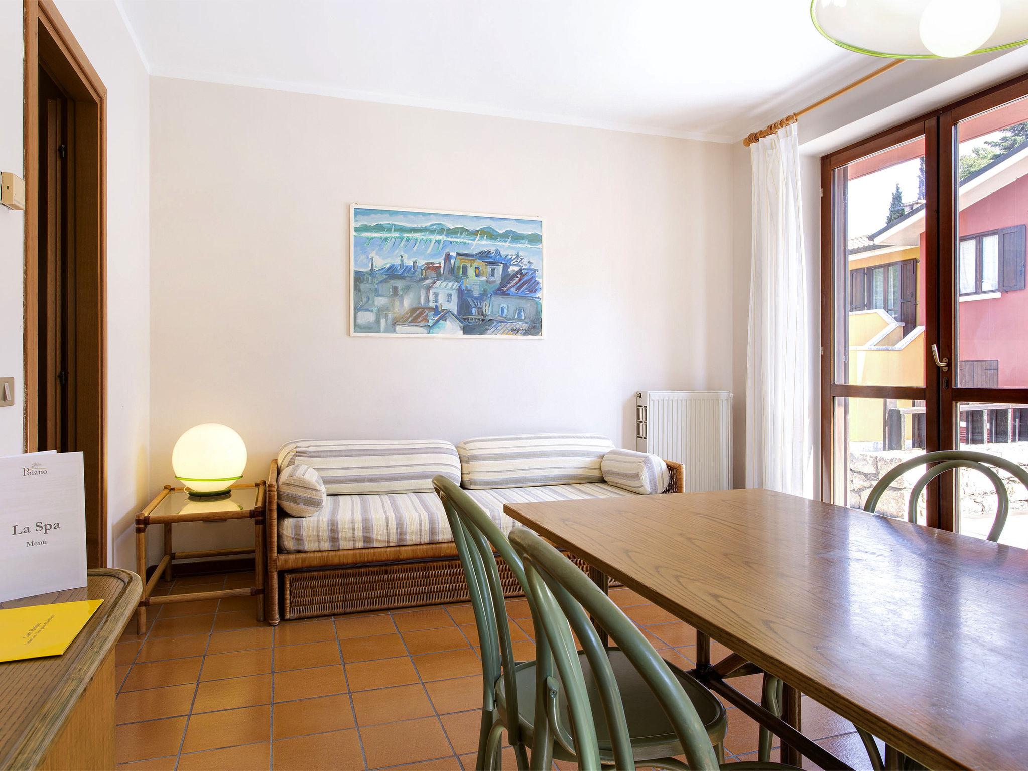 Foto 4 - Apartamento de 1 quarto em Costermano sul Garda com piscina e jardim