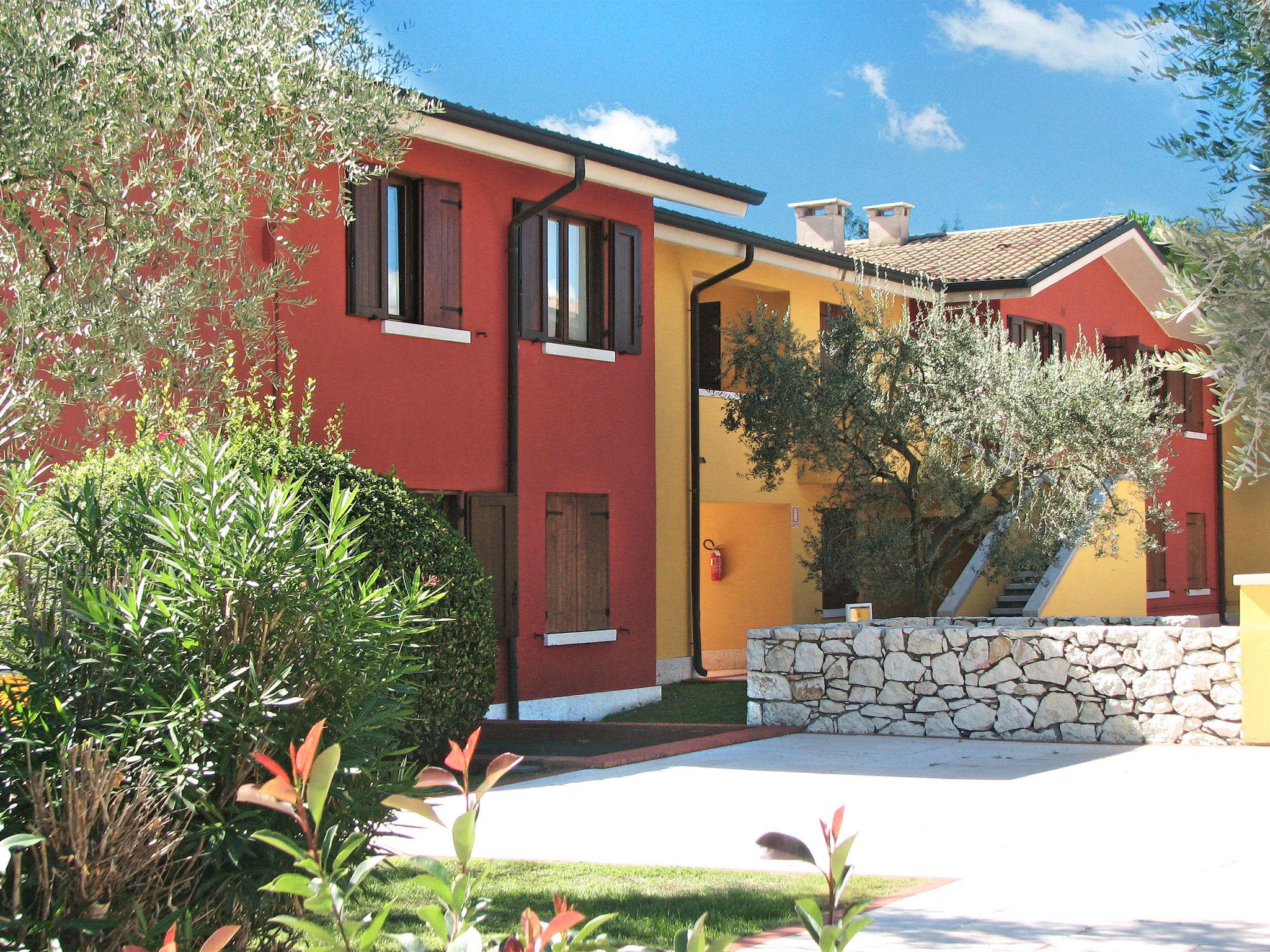 Foto 30 - Apartamento de 2 habitaciones en Costermano sul Garda con piscina y vistas a la montaña