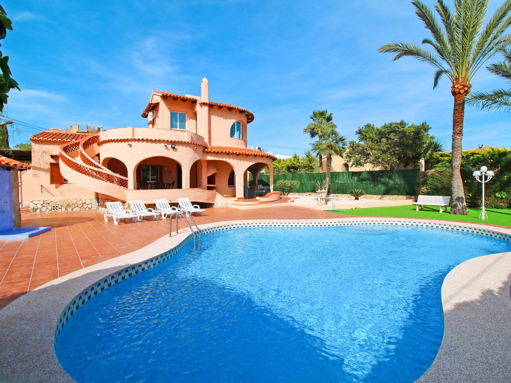 Photo 1 - 4 bedroom House in Calp with private pool and garden