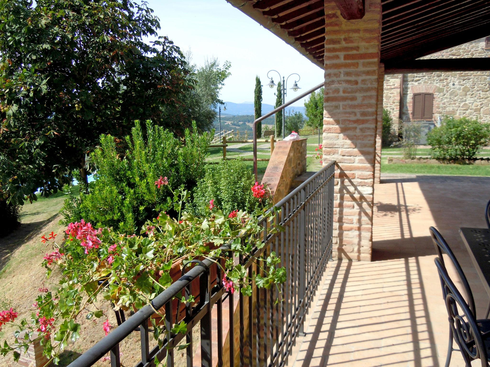 Photo 21 - Maison de 2 chambres à Paciano avec piscine et jardin