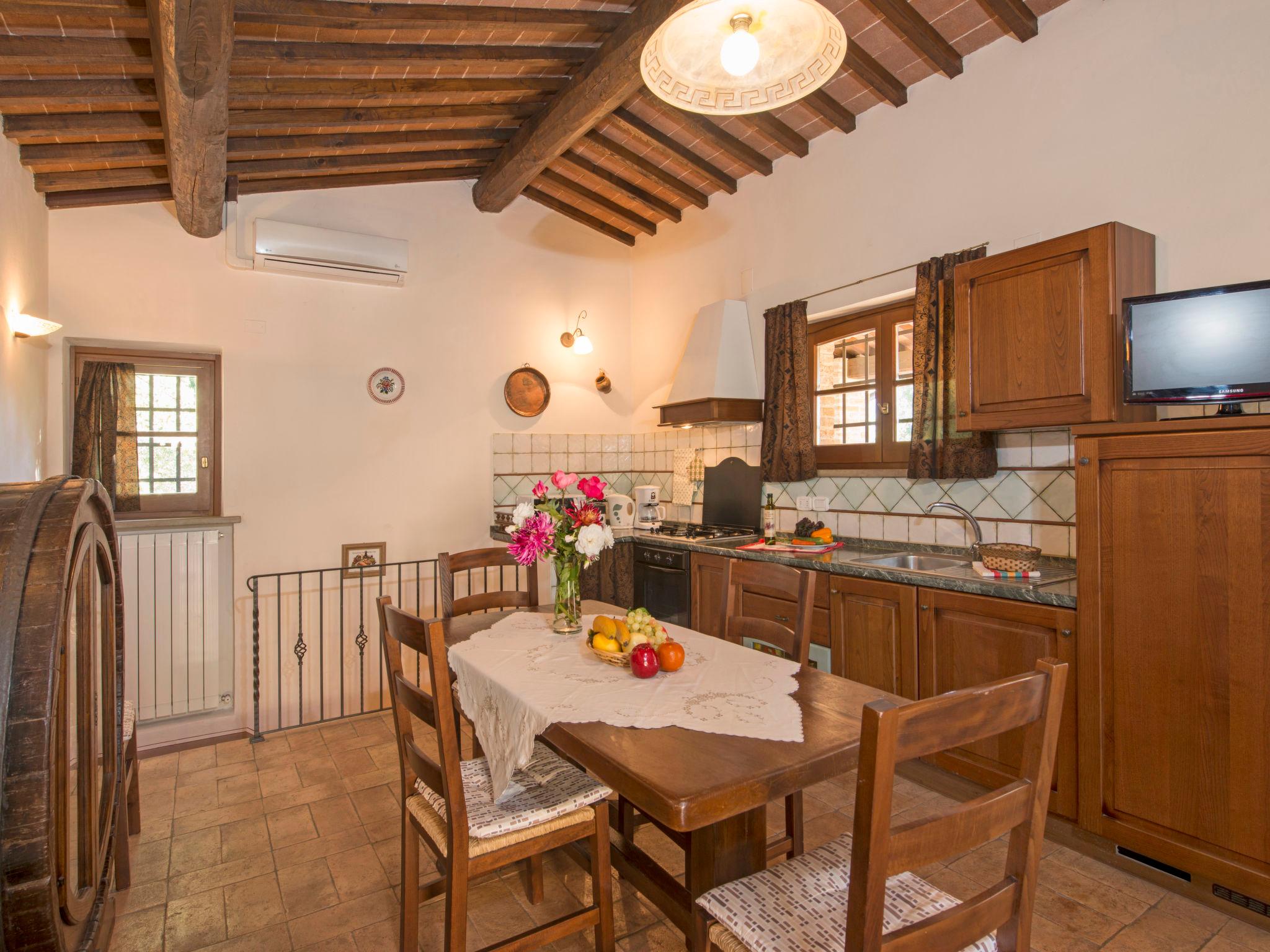 Photo 6 - 2 bedroom House in Paciano with swimming pool and garden