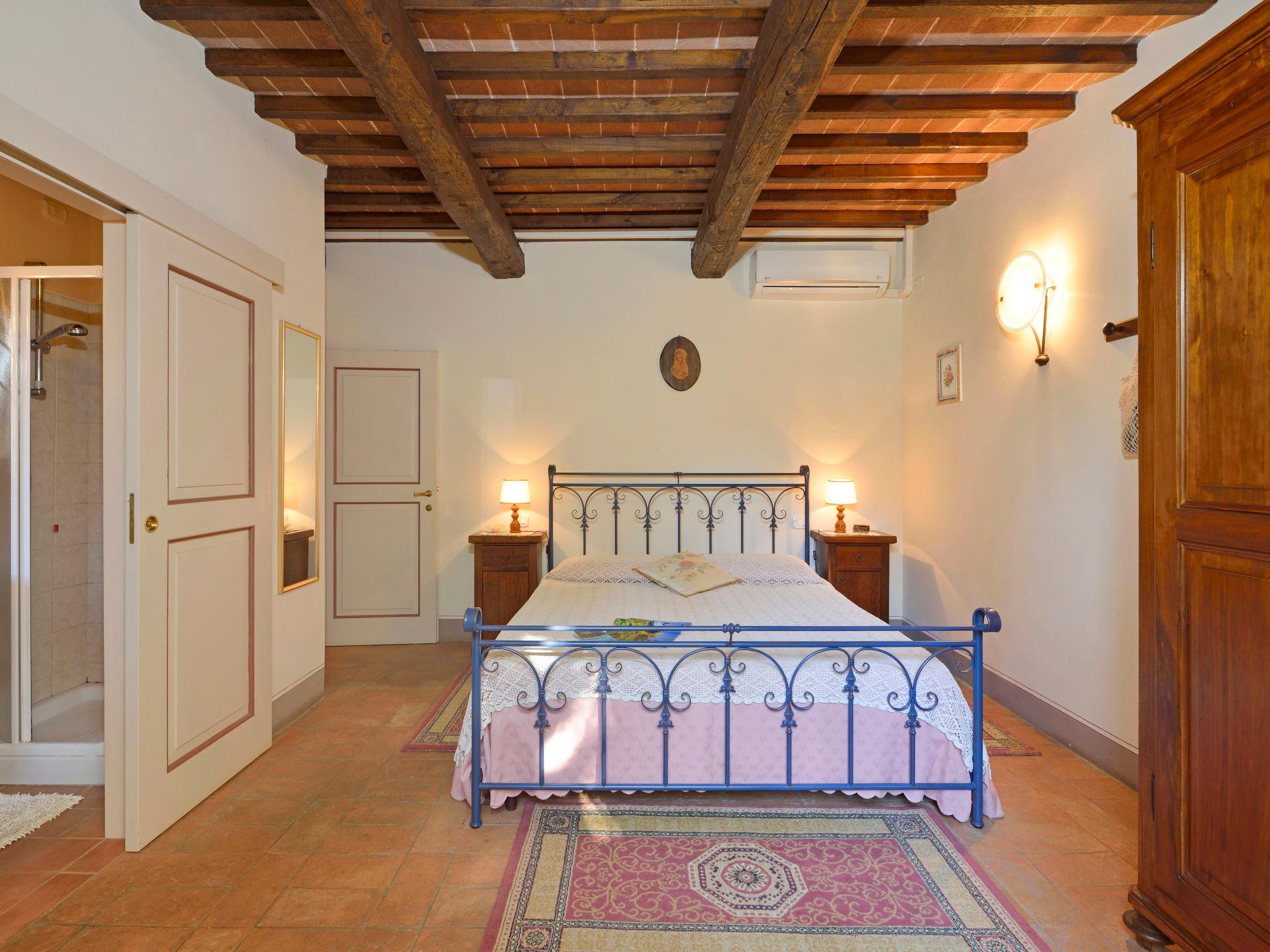 Photo 10 - 2 bedroom House in Paciano with swimming pool and garden
