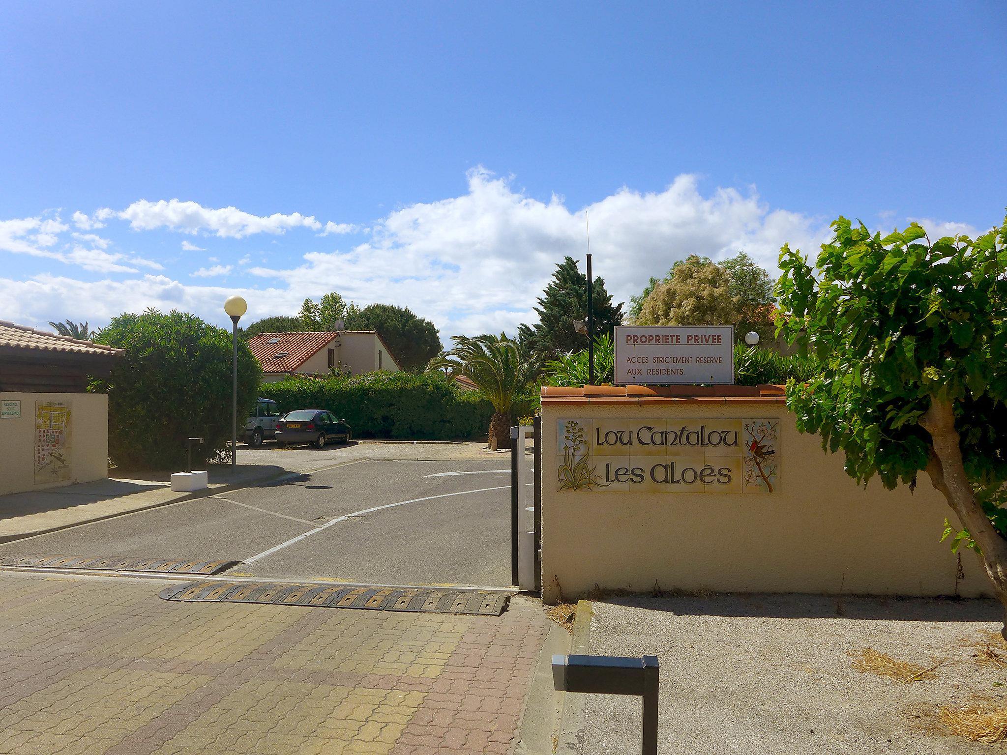 Foto 25 - Casa de 3 quartos em Sainte-Marie-la-Mer com piscina e terraço