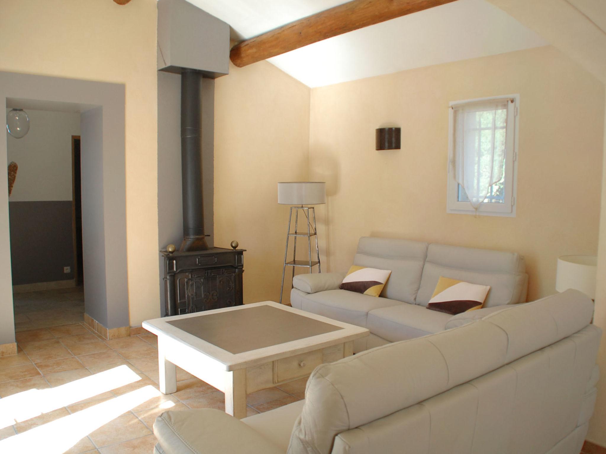 Photo 6 - 4 bedroom House in Eyragues with private pool and terrace