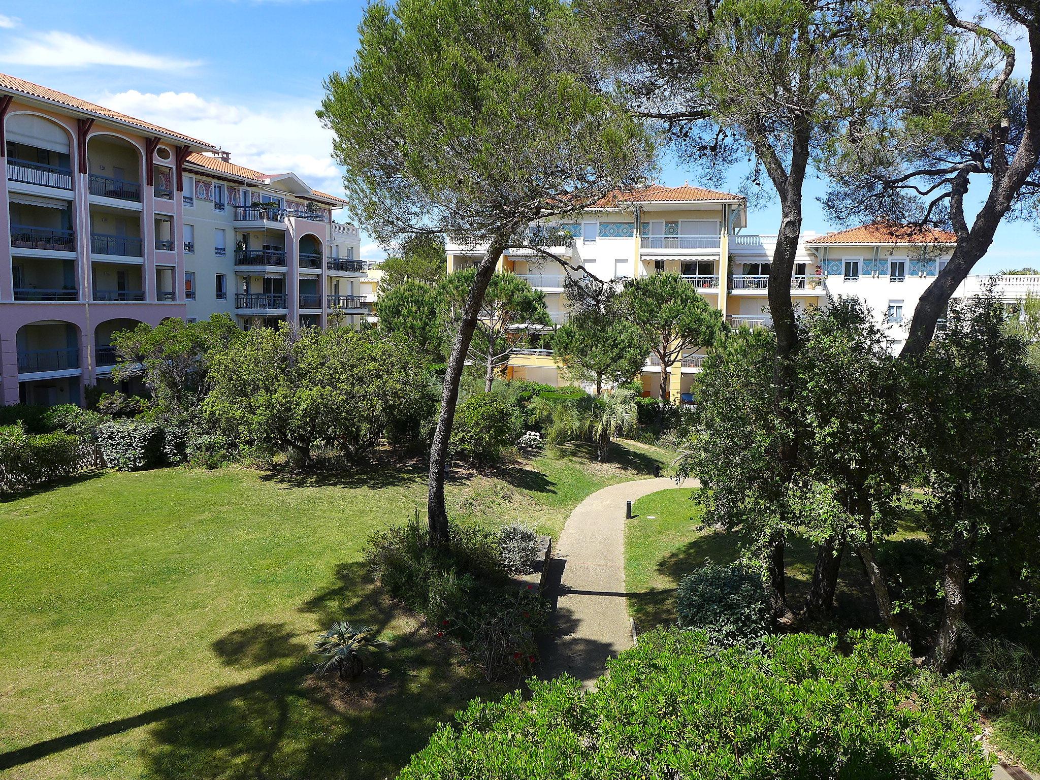 Foto 19 - Apartamento de 1 habitación en Fréjus con piscina y vistas al mar