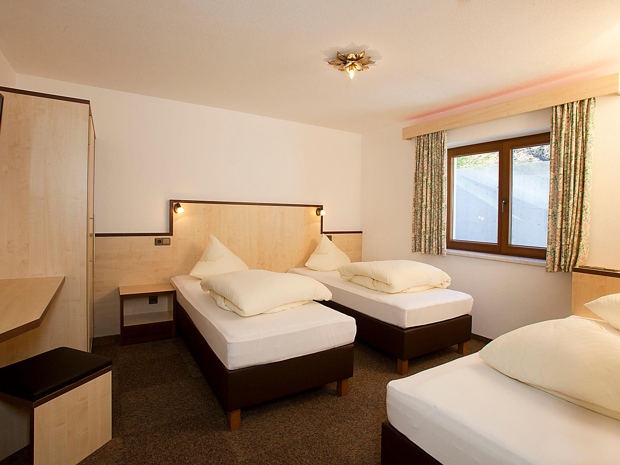 Photo 3 - Appartement de 2 chambres à Sölden avec sauna et vues sur la montagne