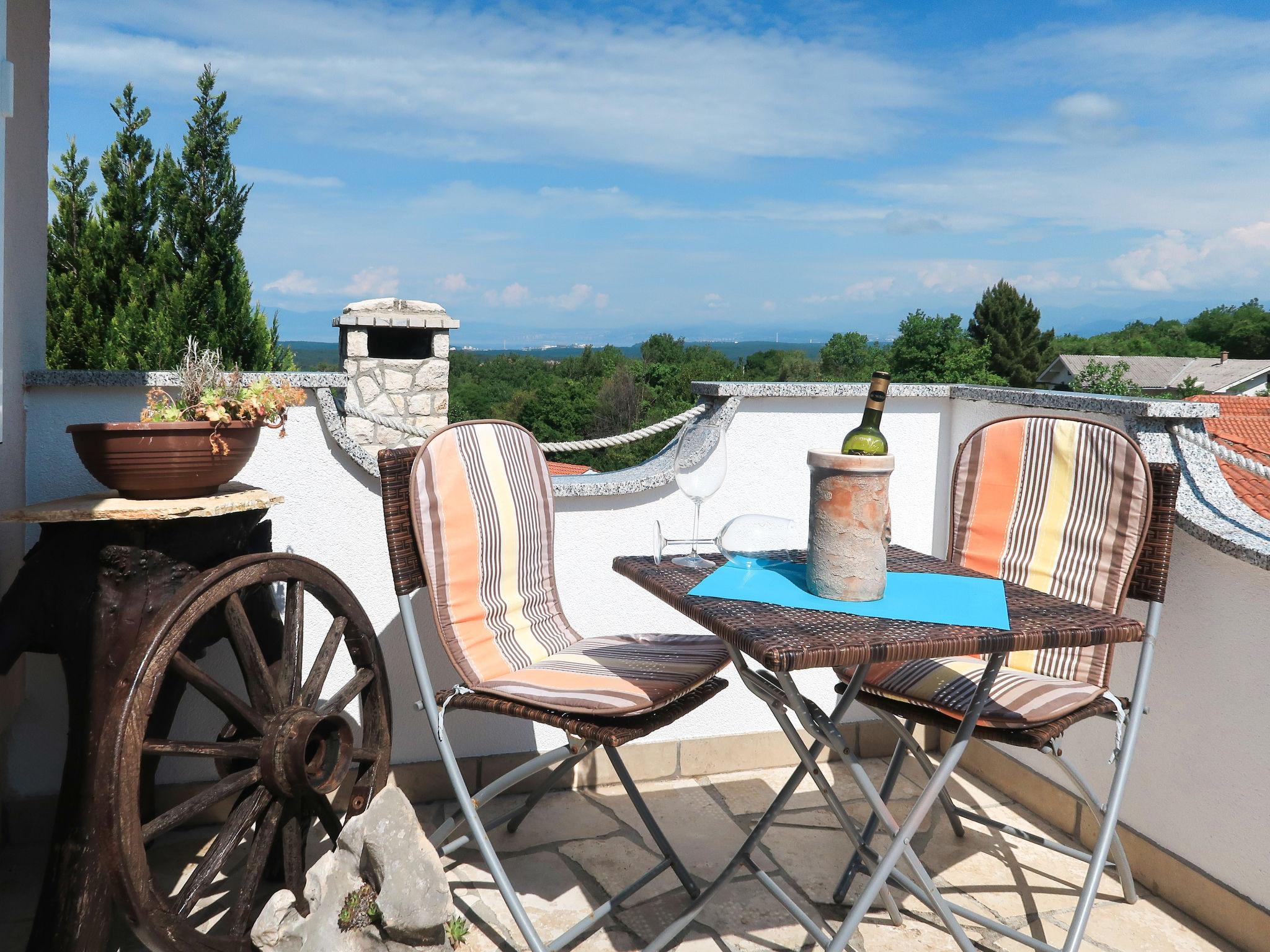 Photo 5 - Appartement de 2 chambres à Dobrinj avec terrasse et vues à la mer