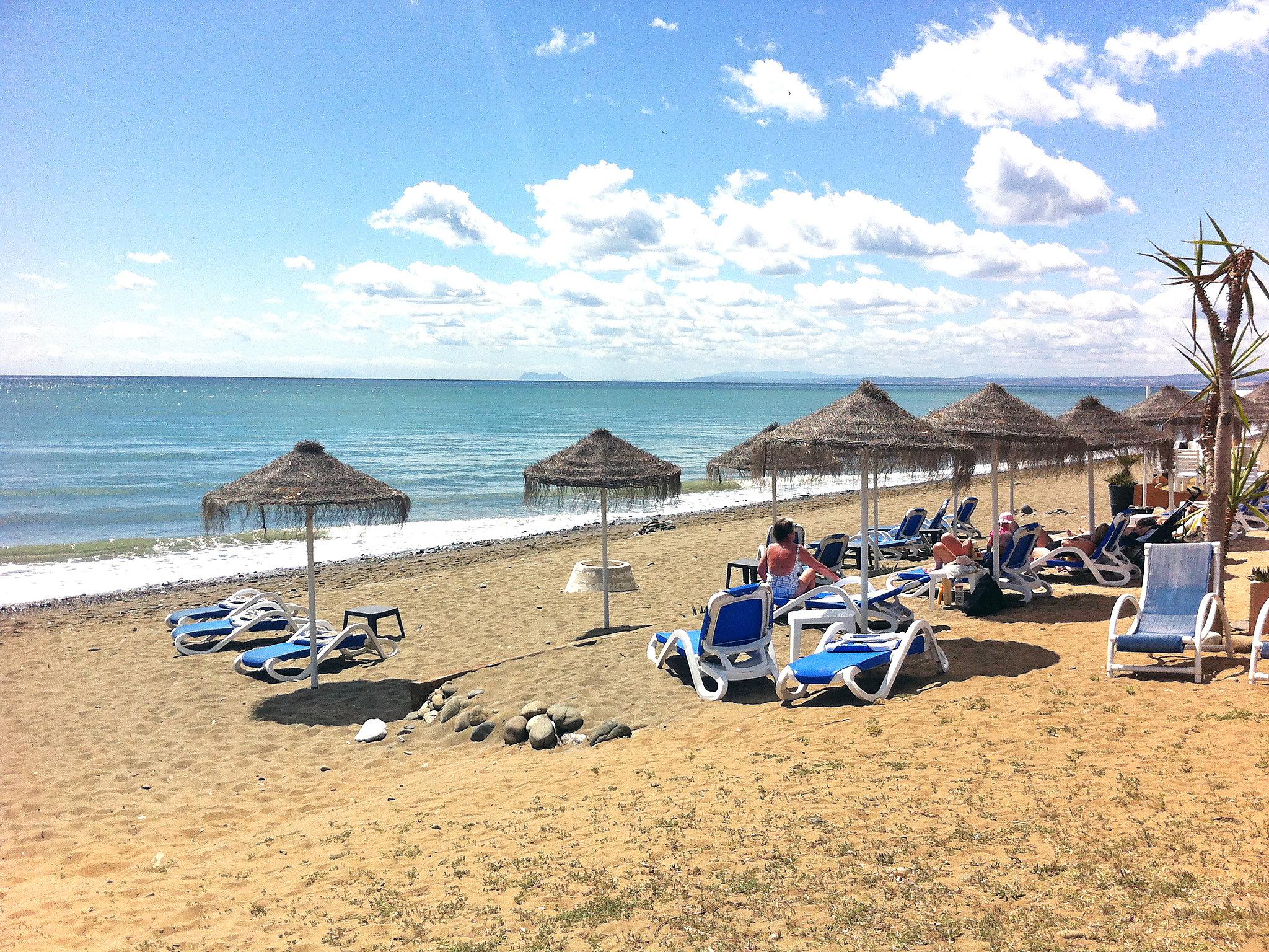 Foto 15 - Apartment mit 2 Schlafzimmern in Estepona mit schwimmbad und blick aufs meer