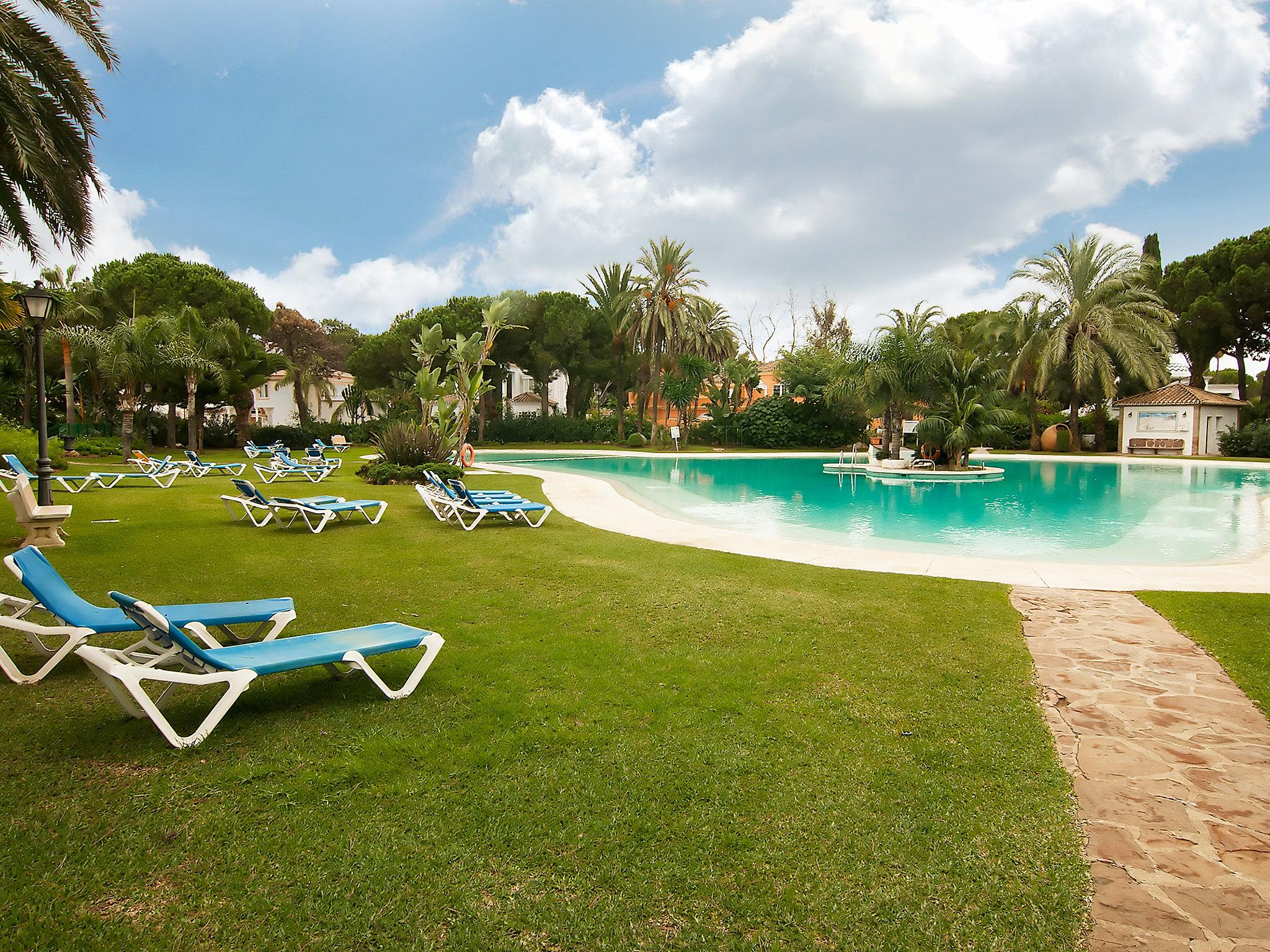 Photo 12 - Appartement de 2 chambres à Estepona avec piscine et jardin