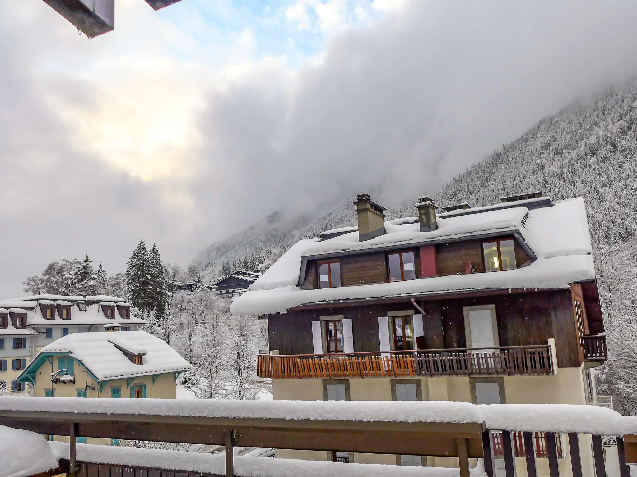 Foto 27 - Apartment mit 1 Schlafzimmer in Chamonix-Mont-Blanc mit terrasse und blick auf die berge