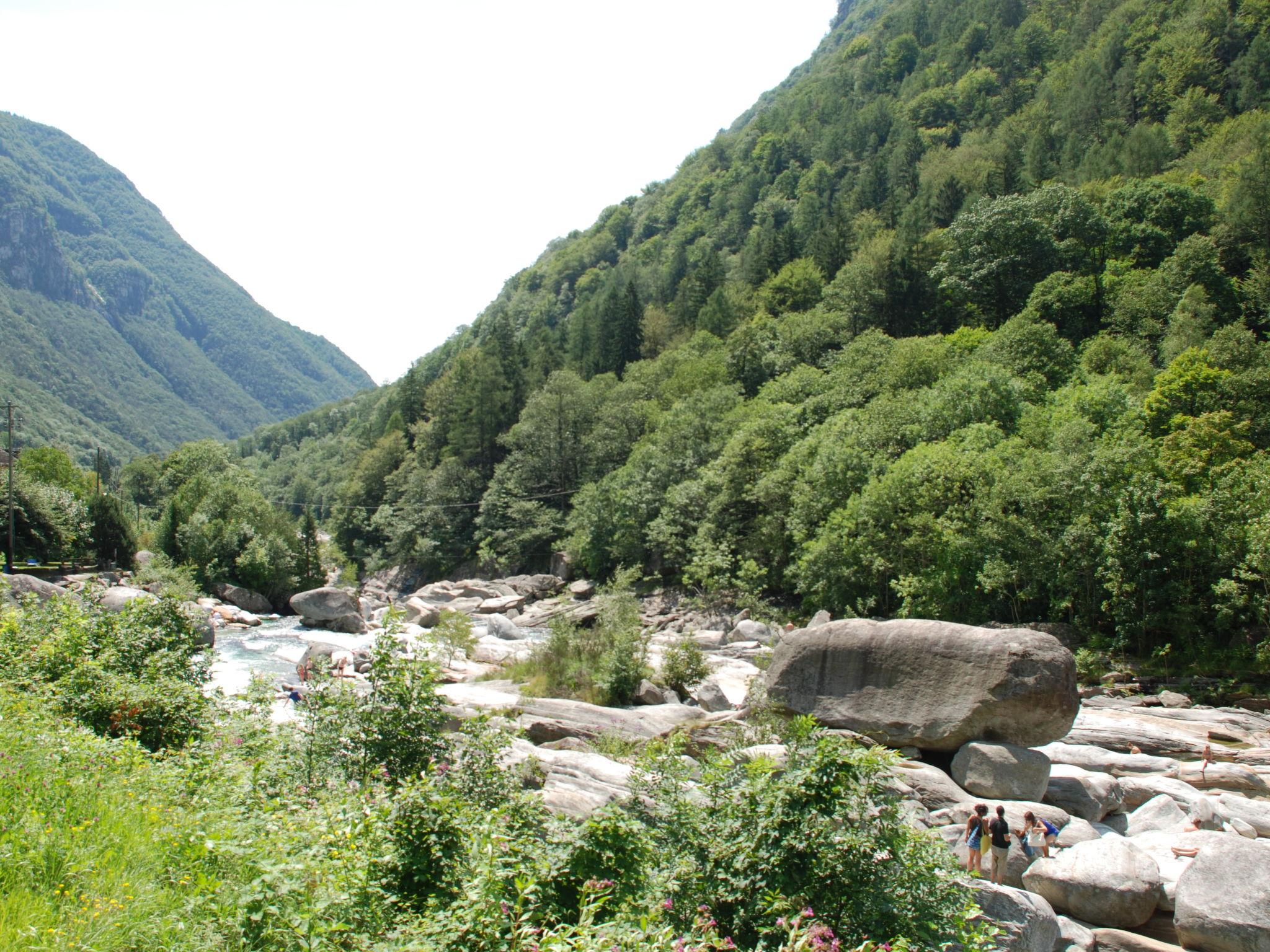 Foto 37 - Casa de 3 habitaciones en Verzasca con jardín y vistas a la montaña