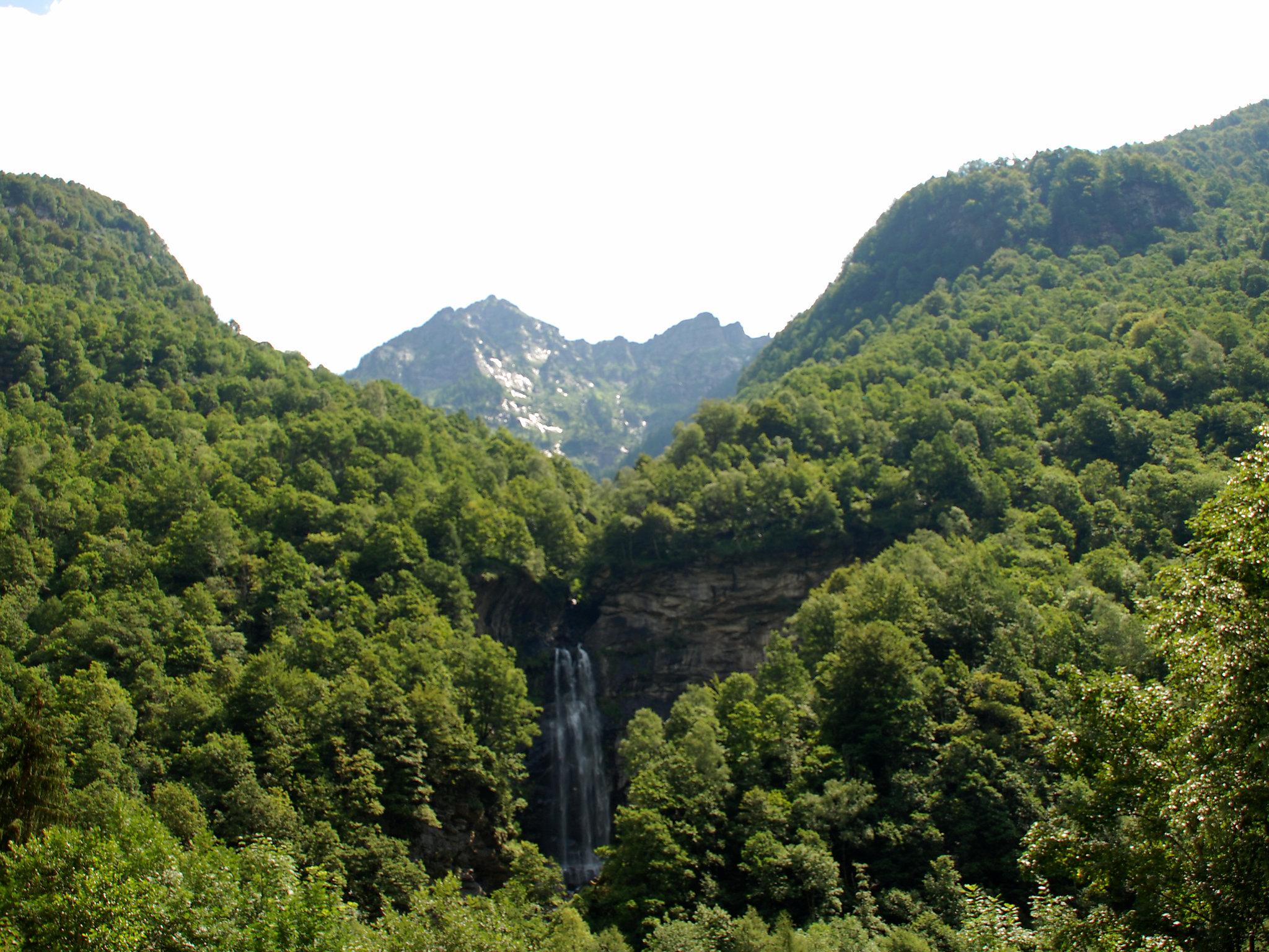 Foto 15 - Casa de 3 quartos em Verzasca com jardim e vista para a montanha