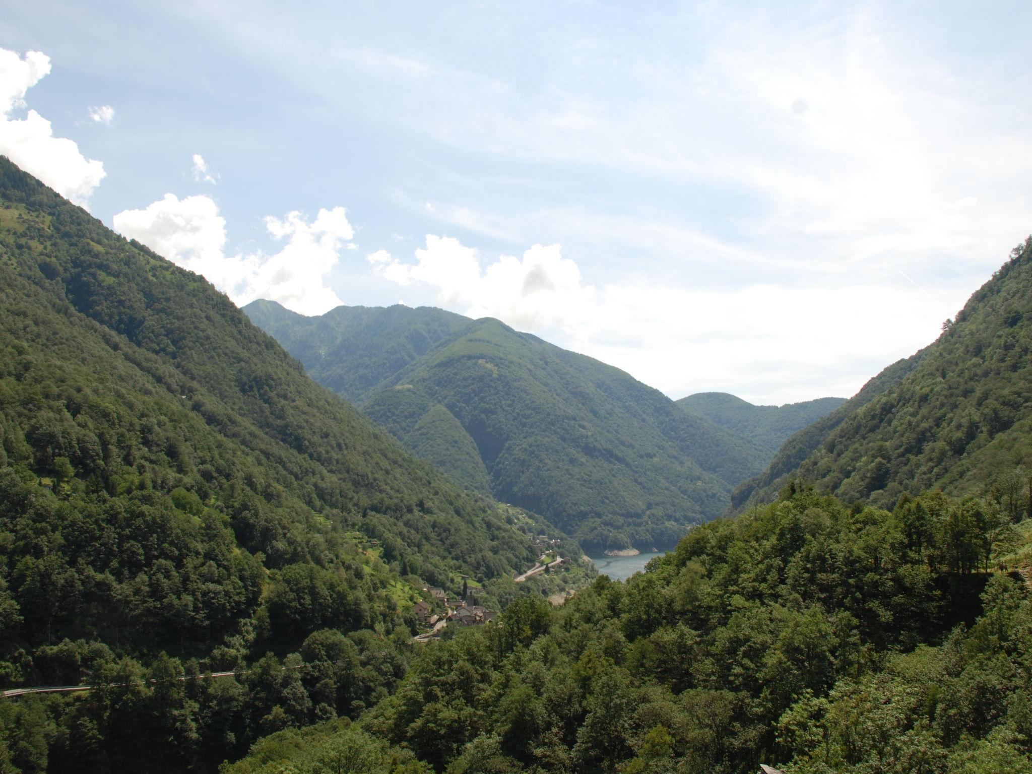 Photo 27 - 2 bedroom House in Brione with garden and mountain view