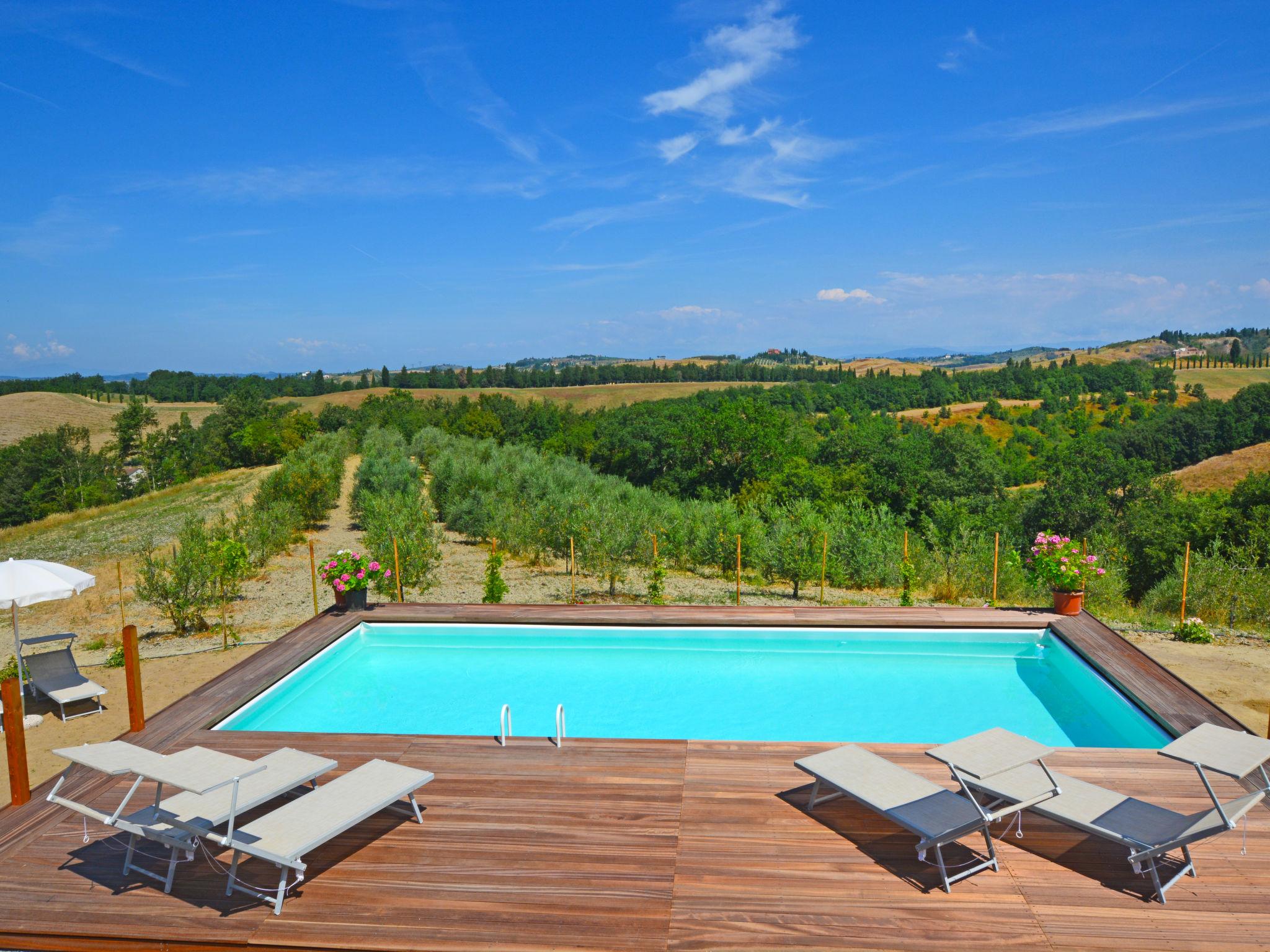 Foto 3 - Apartamento de 1 quarto em Certaldo com piscina e jardim