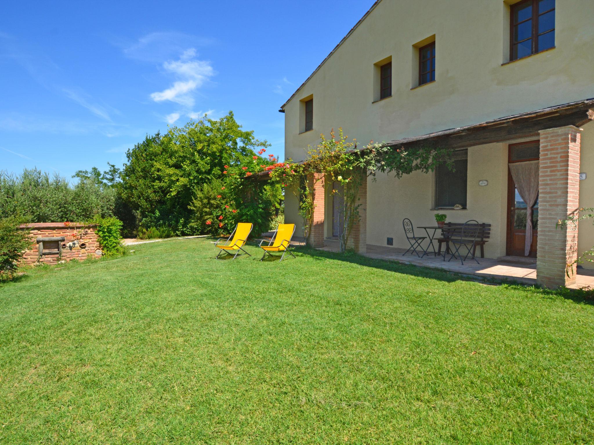 Photo 22 - Appartement de 1 chambre à Certaldo avec piscine et jardin