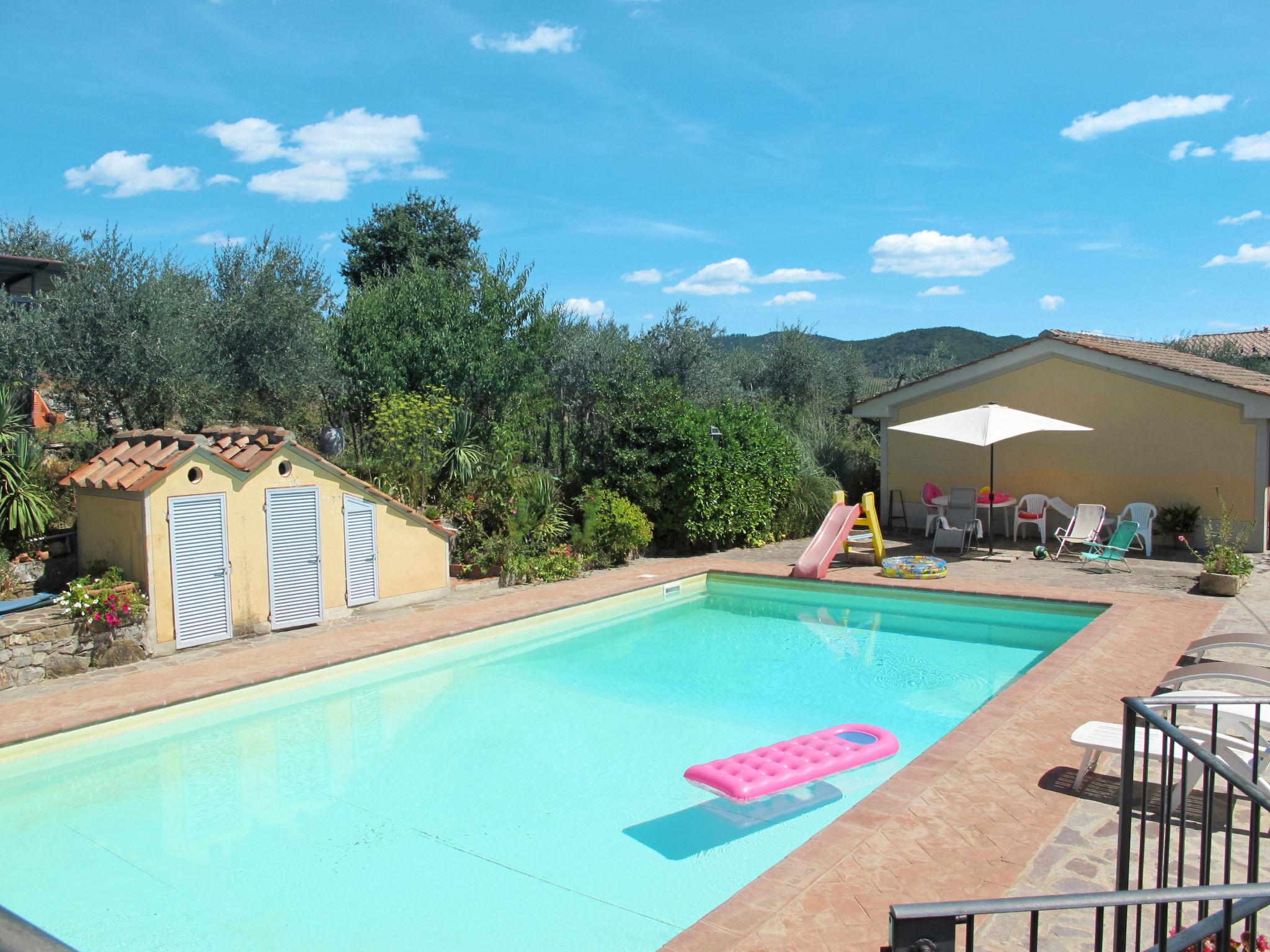 Foto 3 - Casa con 6 camere da letto a Gaiole in Chianti con piscina privata e giardino