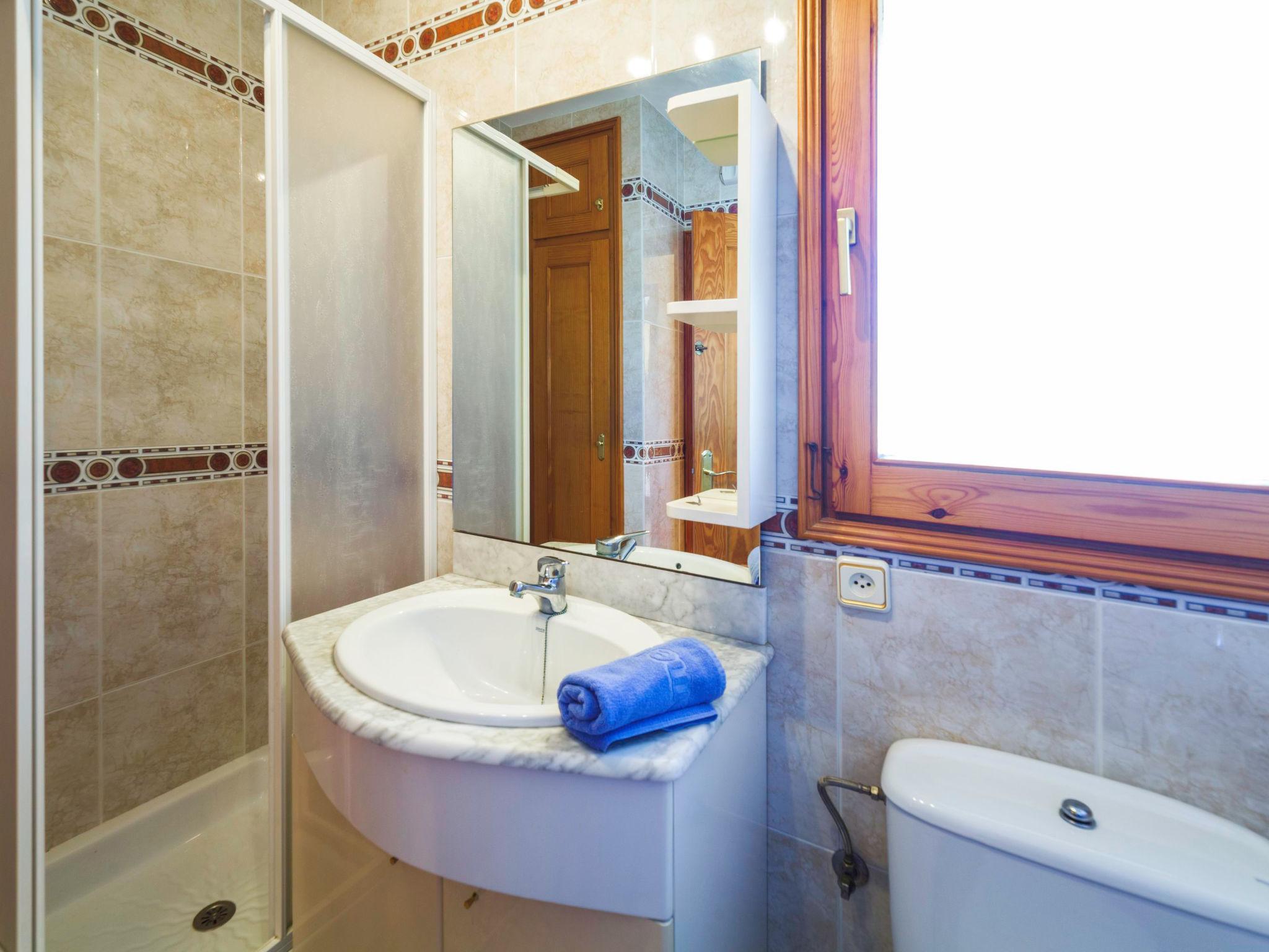 Photo 15 - Maison de 6 chambres à Calonge i Sant Antoni avec piscine privée et vues à la mer