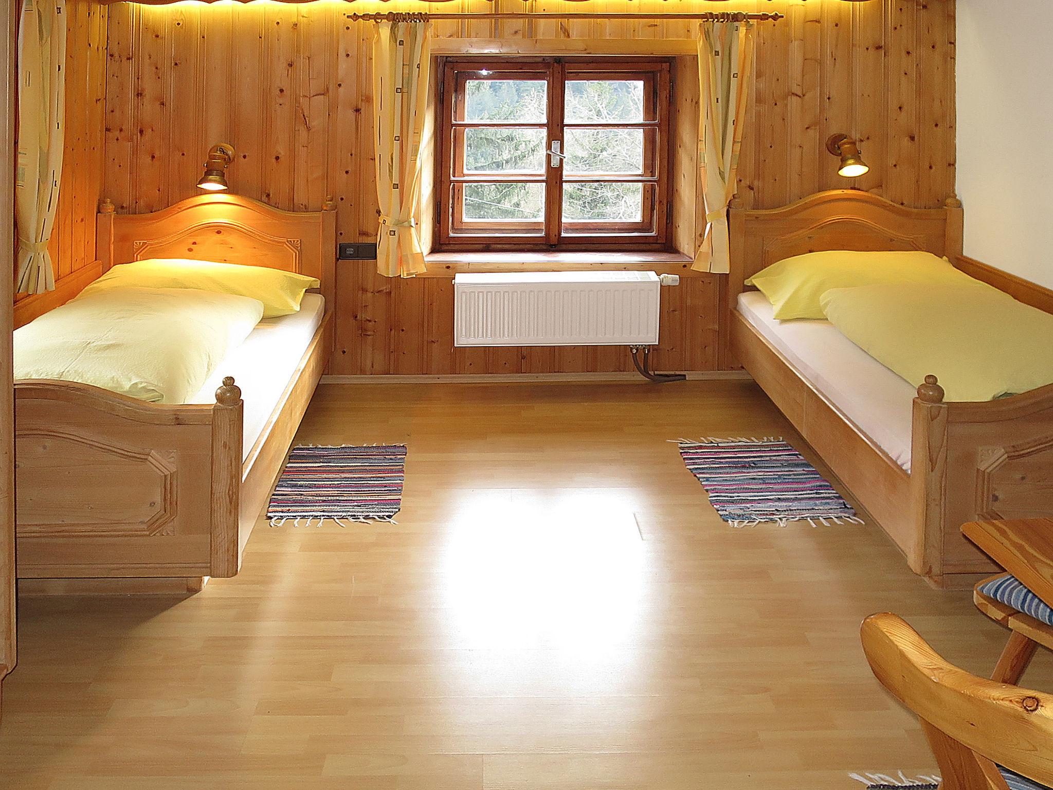 Foto 9 - Casa con 4 camere da letto a Strengen con terrazza e vista sulle montagne