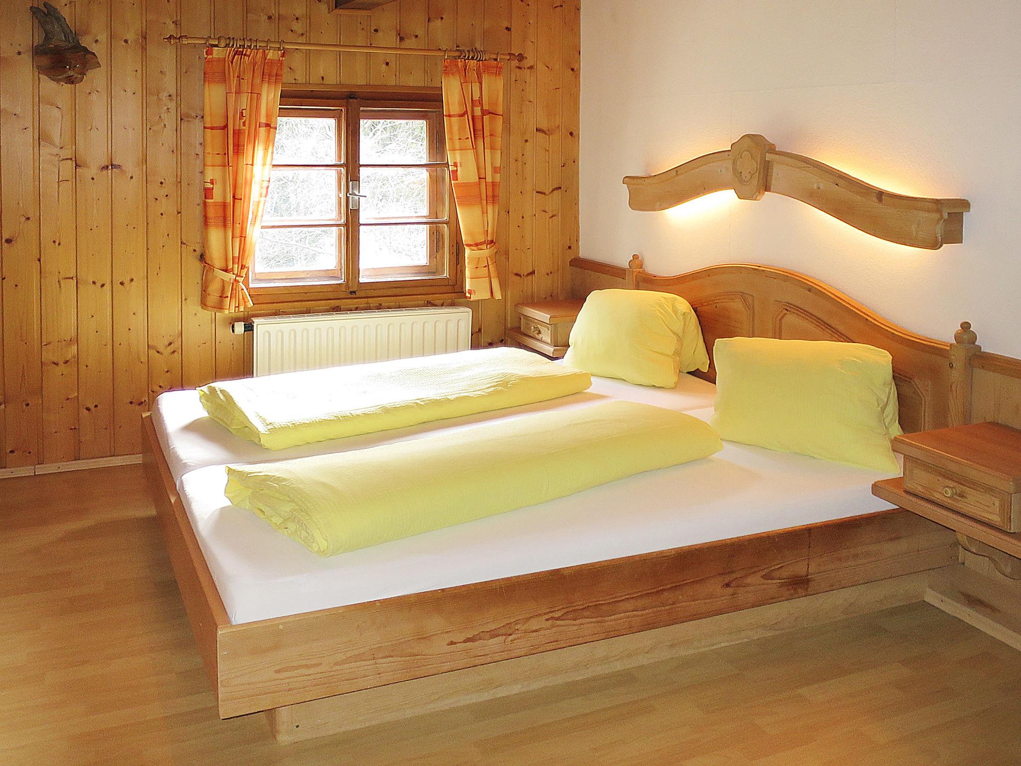 Foto 11 - Casa con 4 camere da letto a Strengen con terrazza e vista sulle montagne