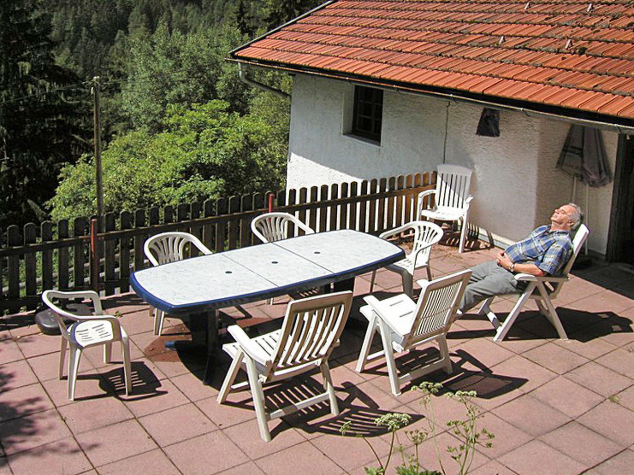 Foto 6 - Haus mit 4 Schlafzimmern in Strengen mit terrasse und blick auf die berge